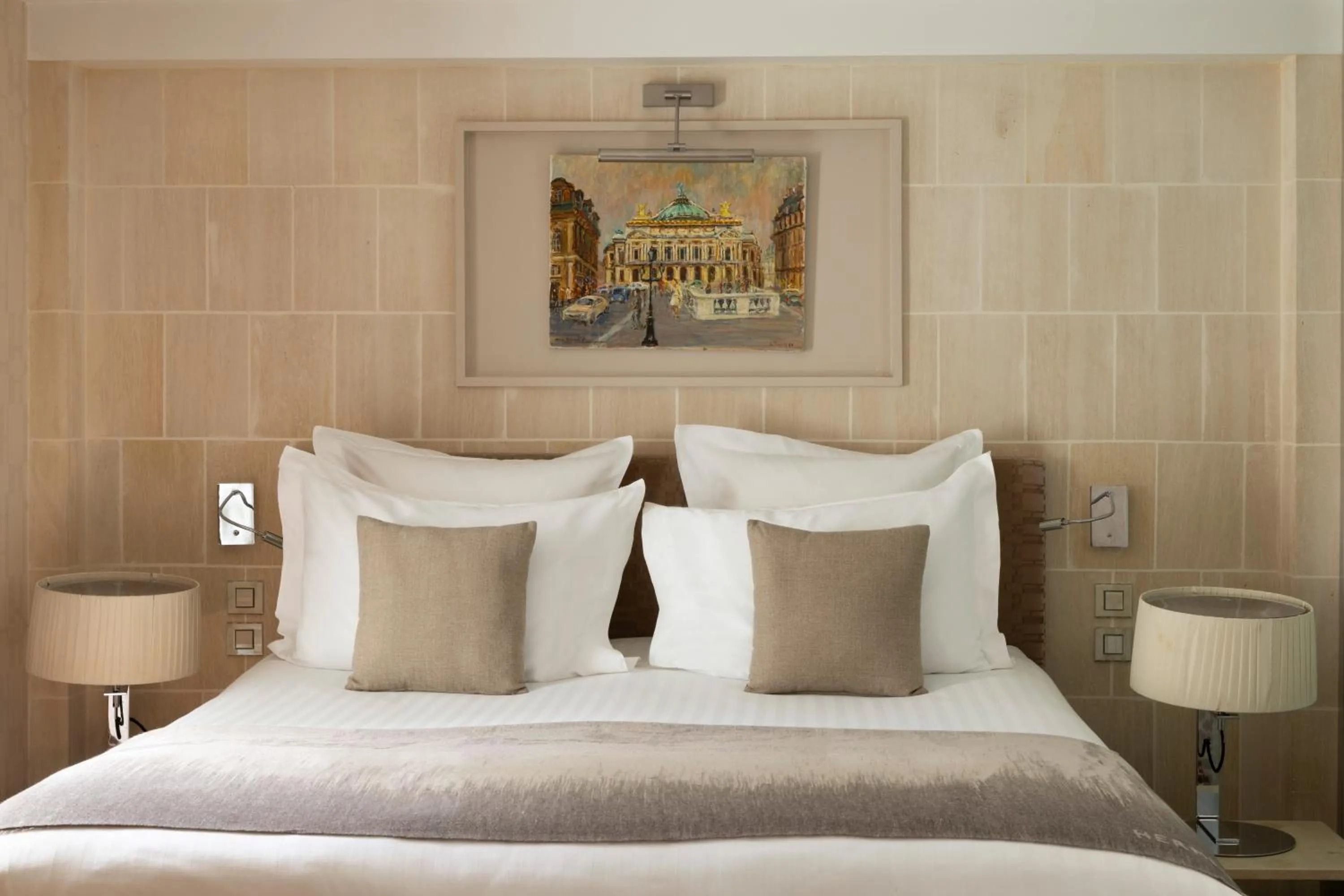 Bed in Hôtel Le Pradey