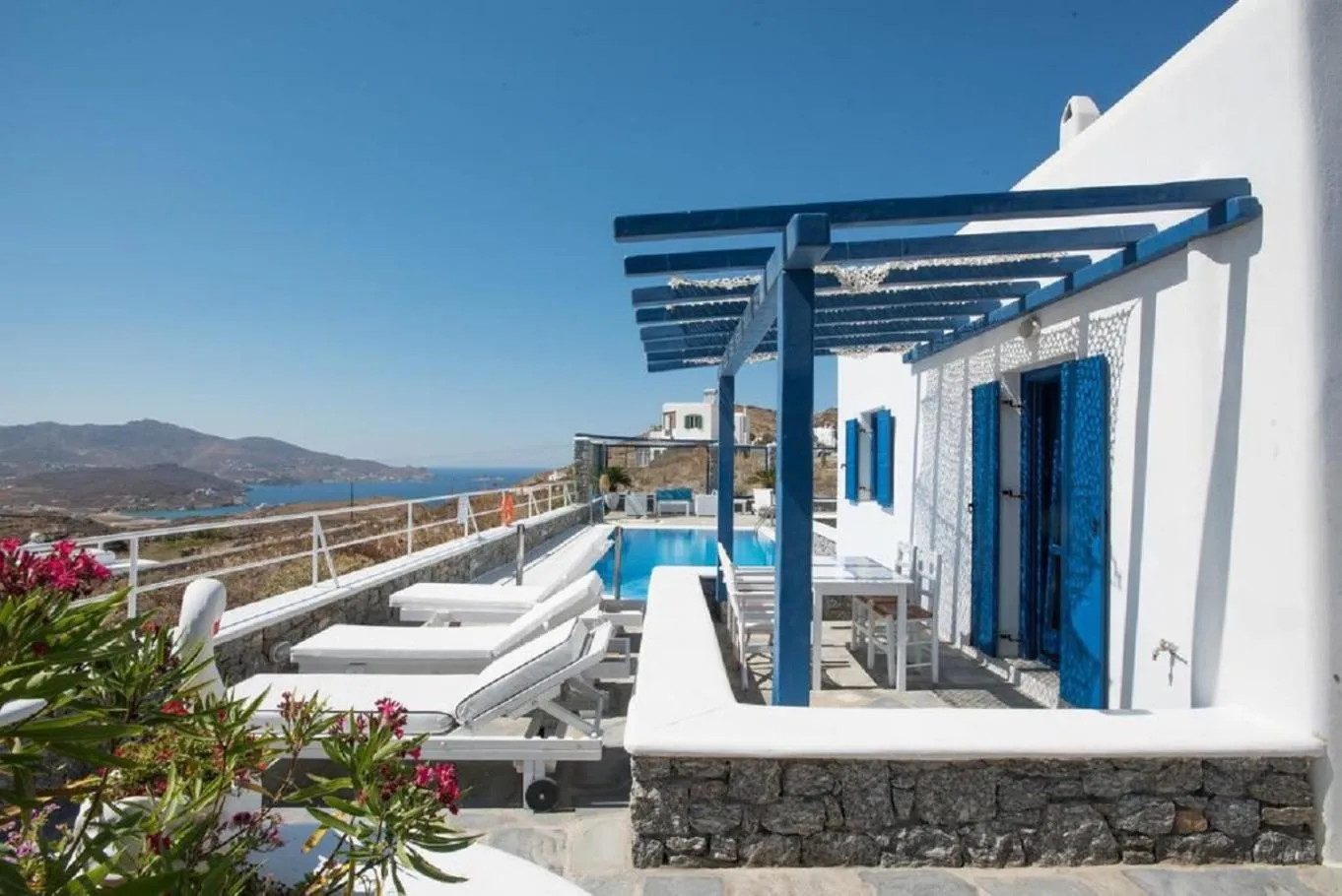 Patio in Mykonos Pro-care Suites