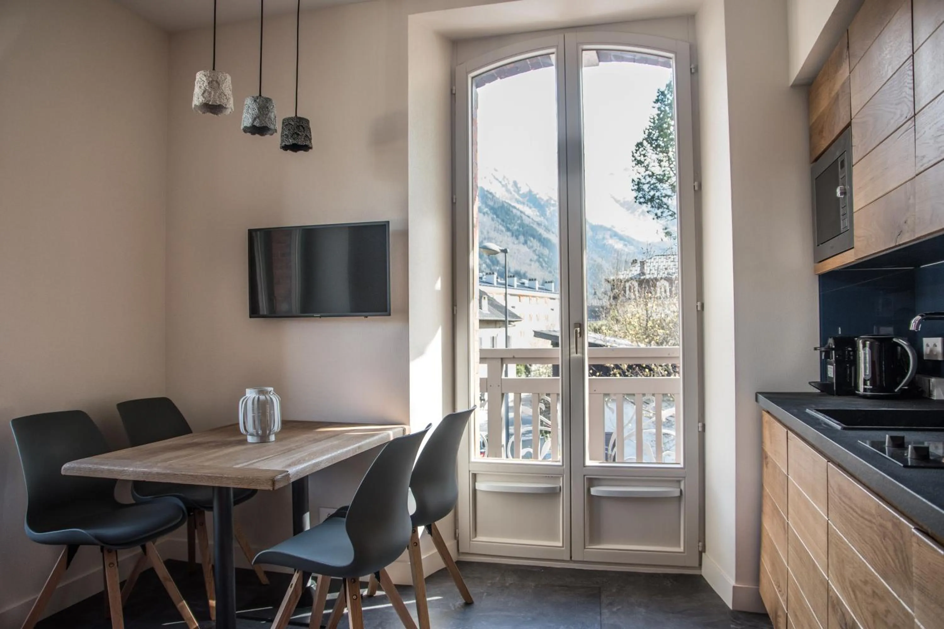 Mountain view in Appart'Hotel Aiguille Verte & Spa