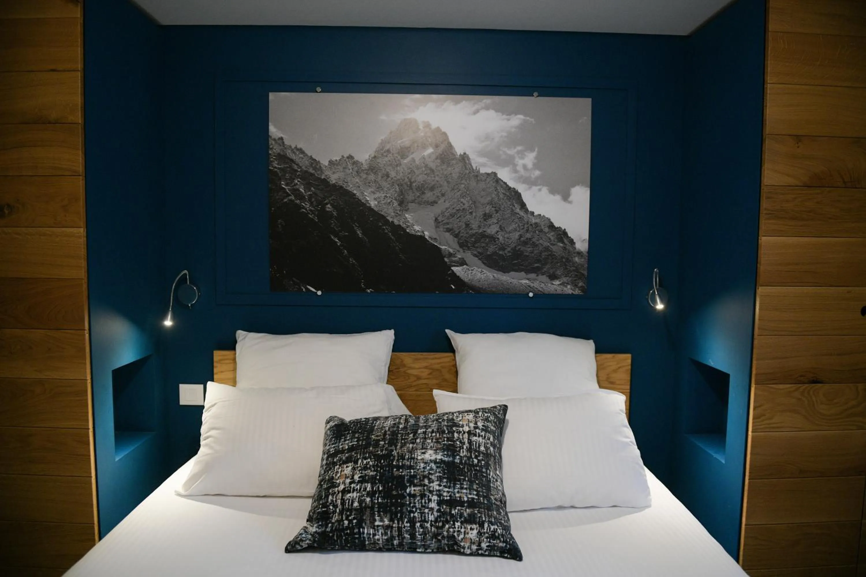 Bed in Appart'Hotel Aiguille Verte & Spa