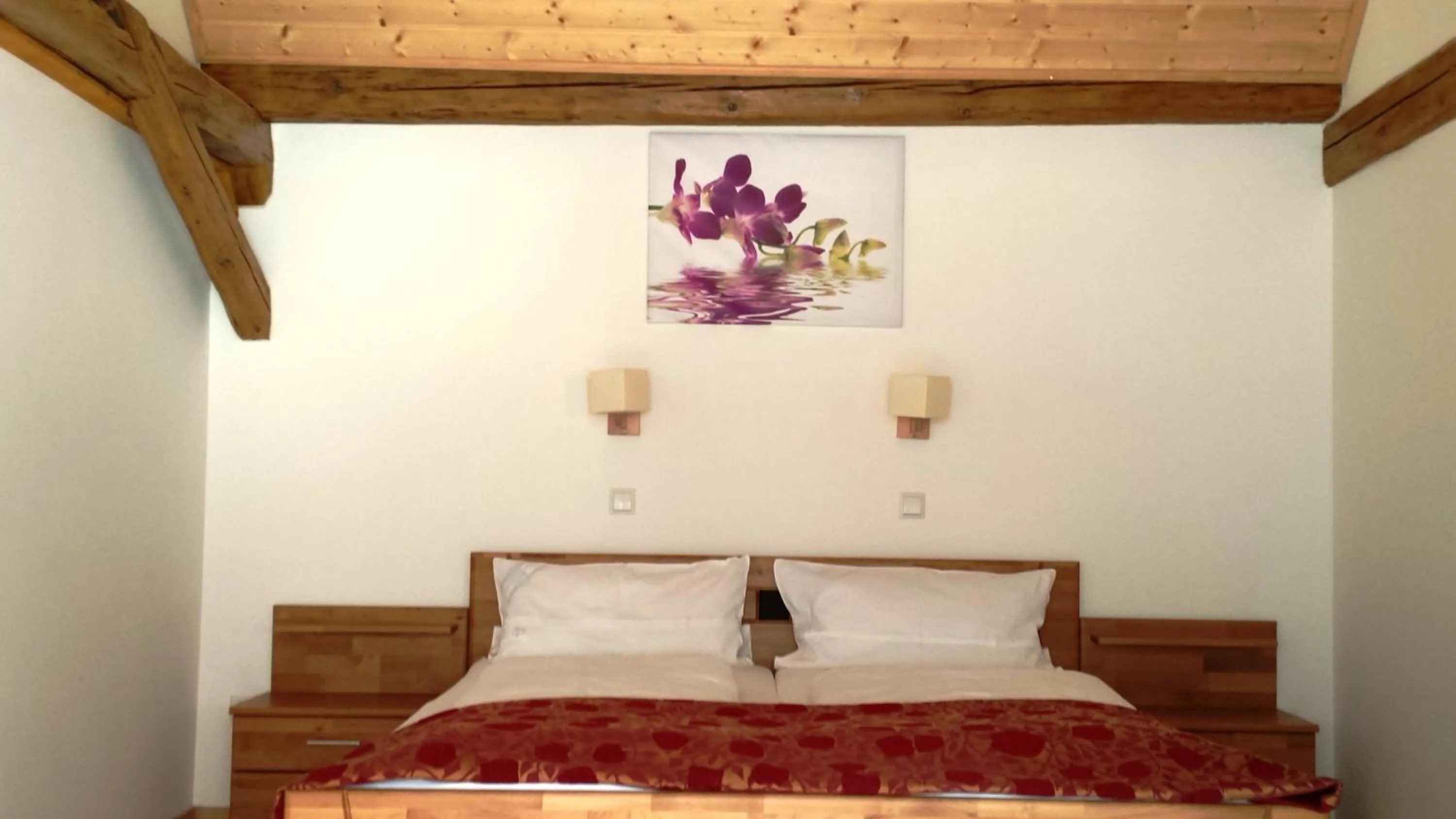 Decorative detail, Bed in Wellnesshotel & Restaurant Hexenschopf