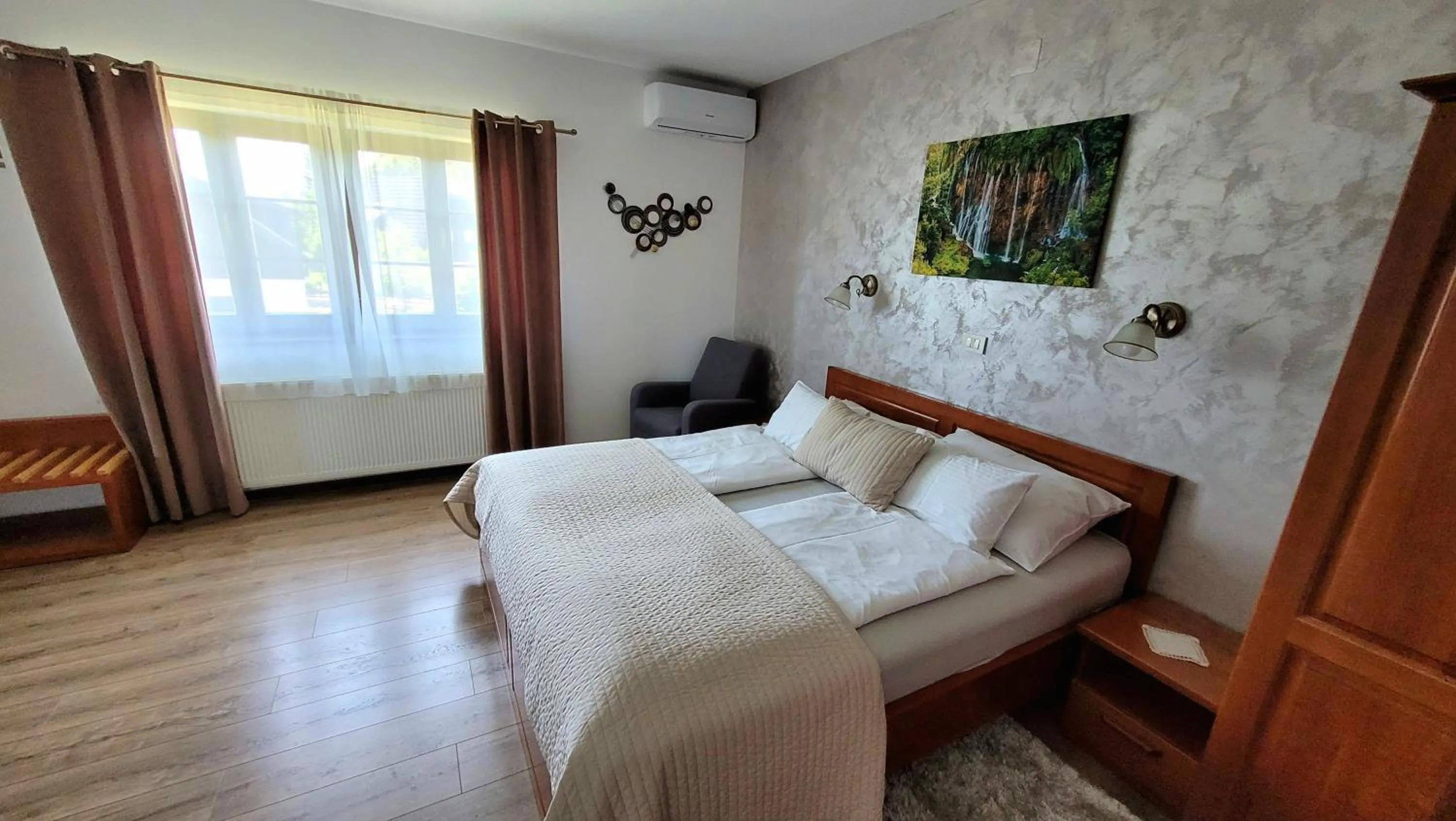 Bed in B&B Plitvice Lakes Villa Prica