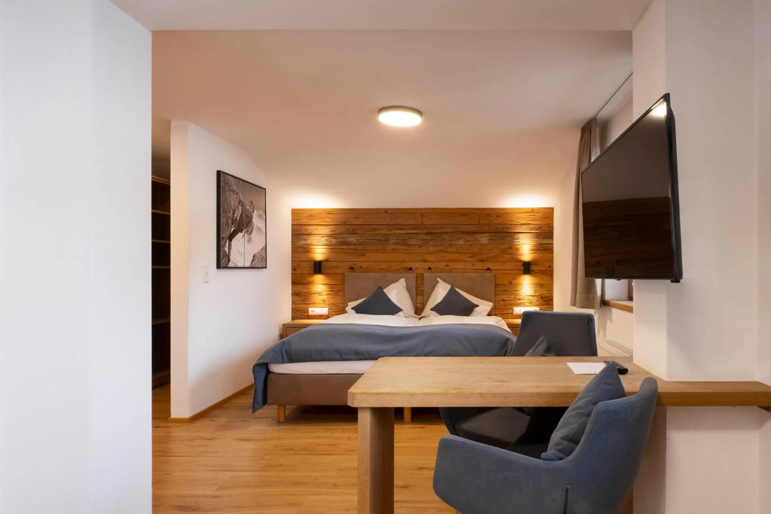 Photo of the whole room, Bed in Hotel Brugger