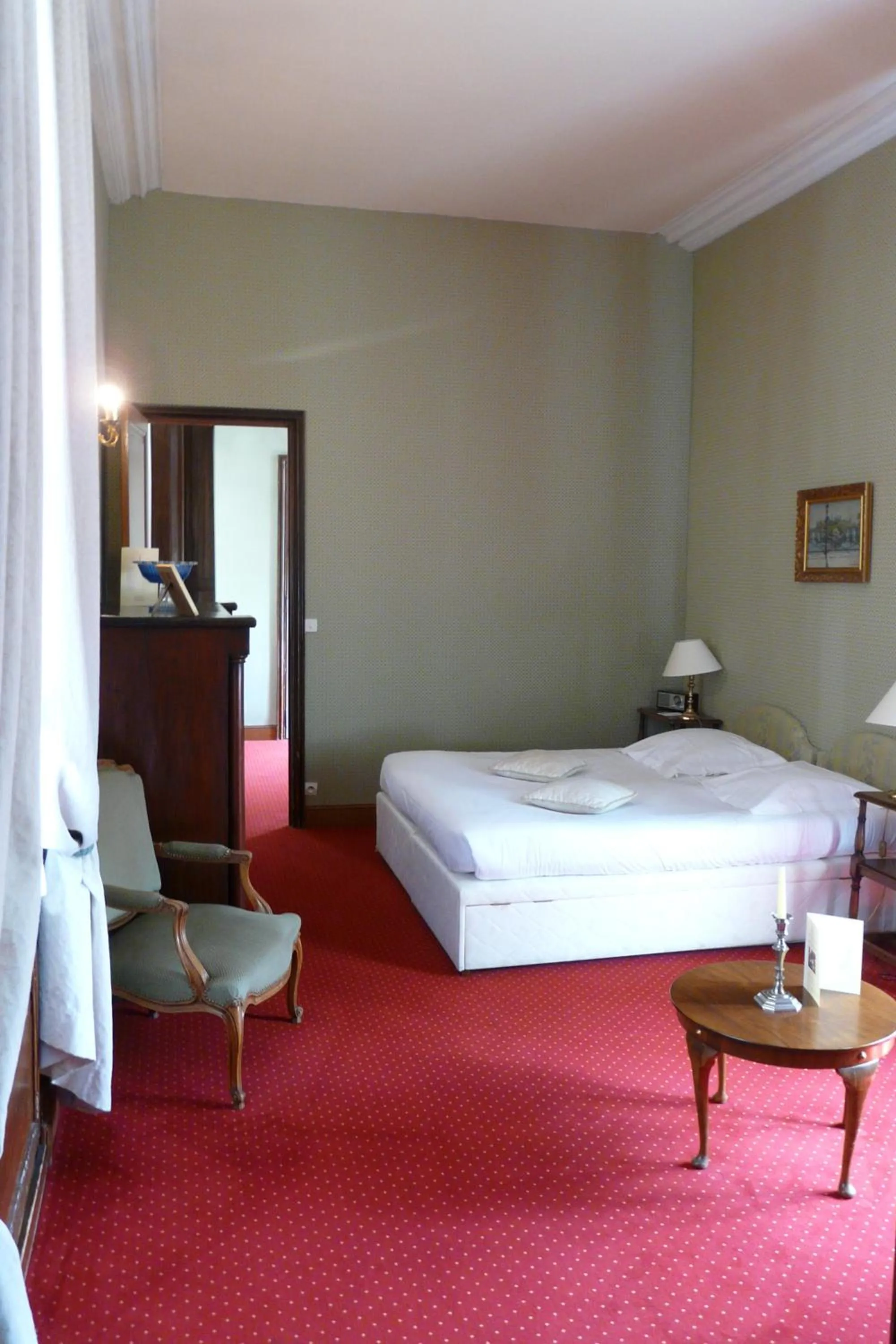 Photo of the whole room, Bed in Château de Chissay