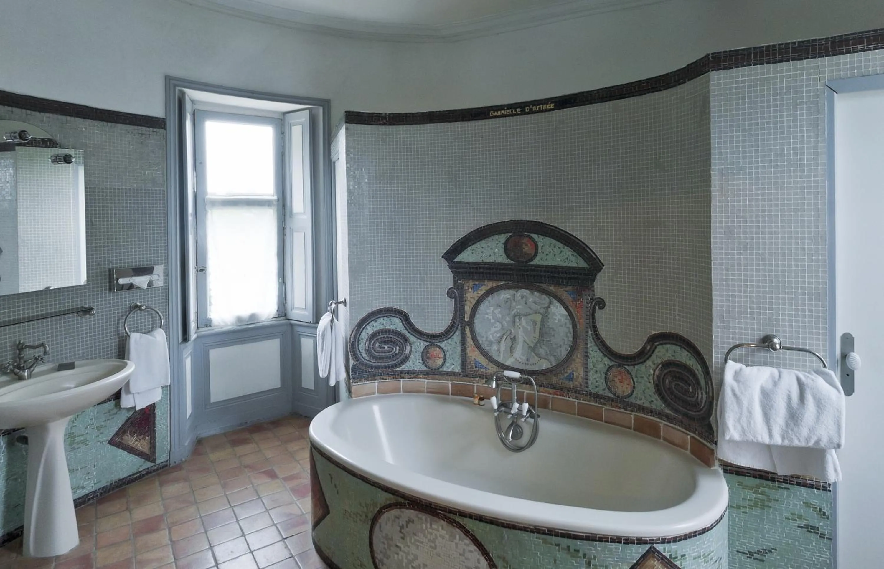 Bathroom in Château de Chissay