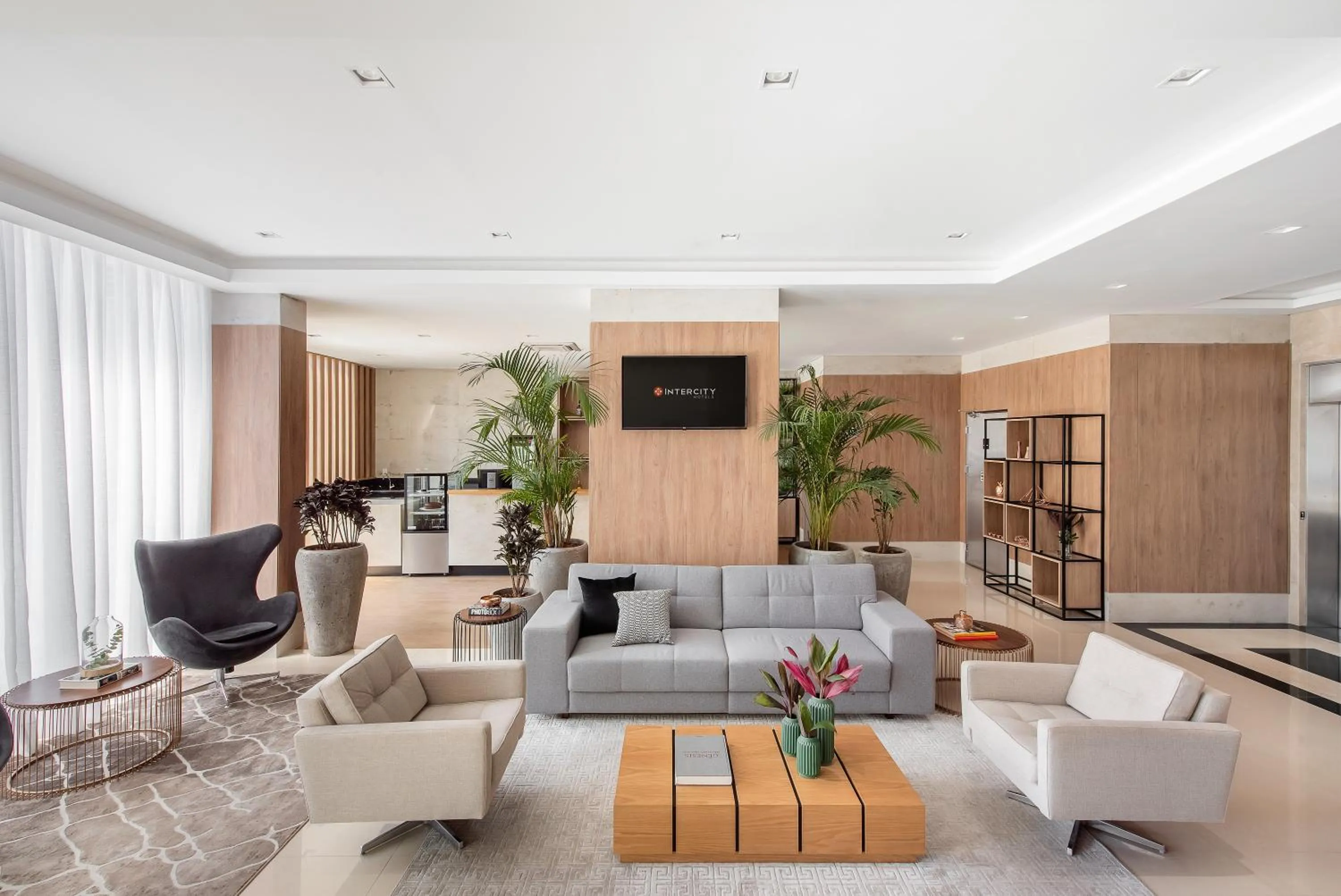 Communal lounge/ TV room in Intercity Sao Leopoldo