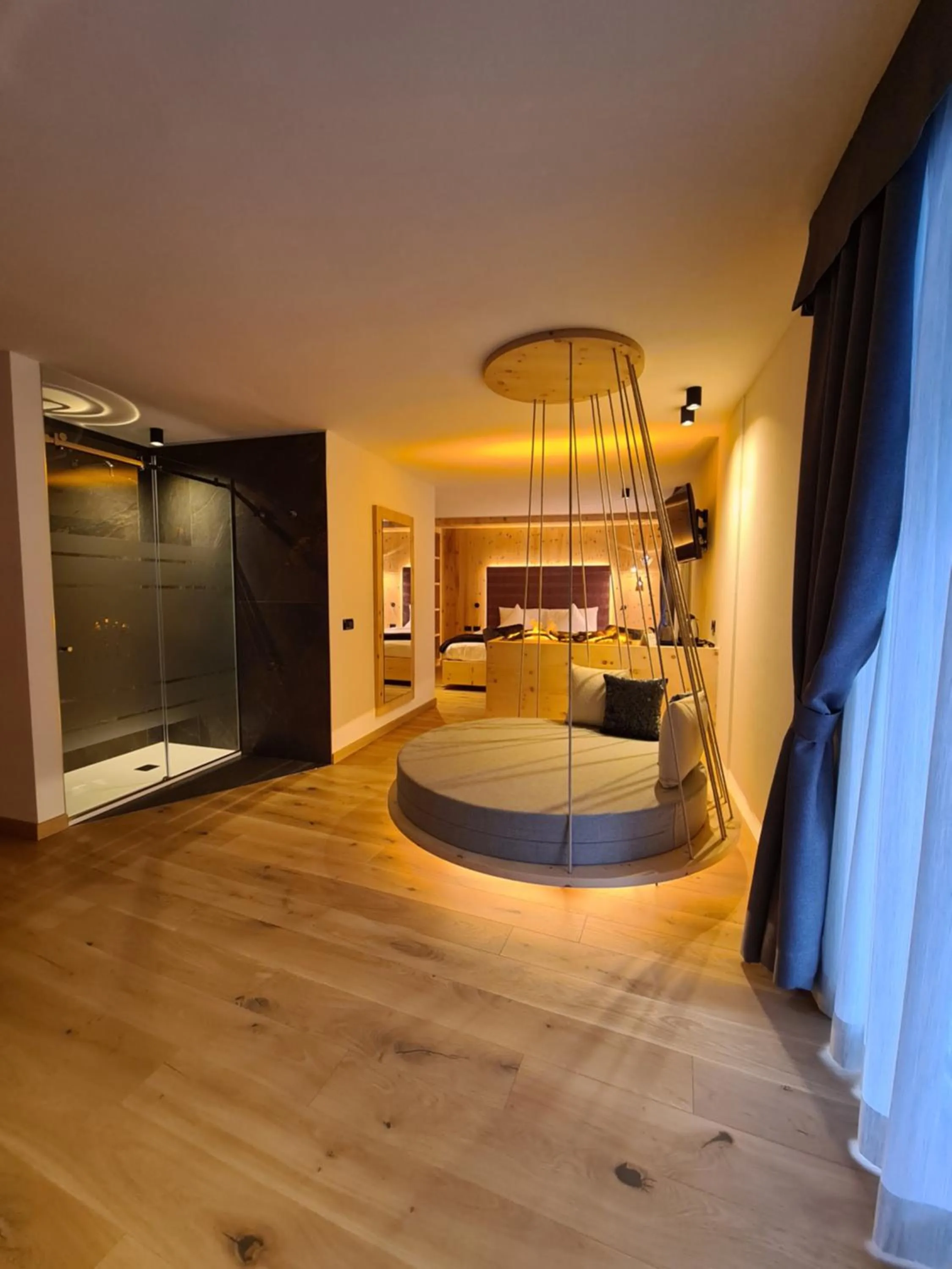 Bed in Hotel Astoria