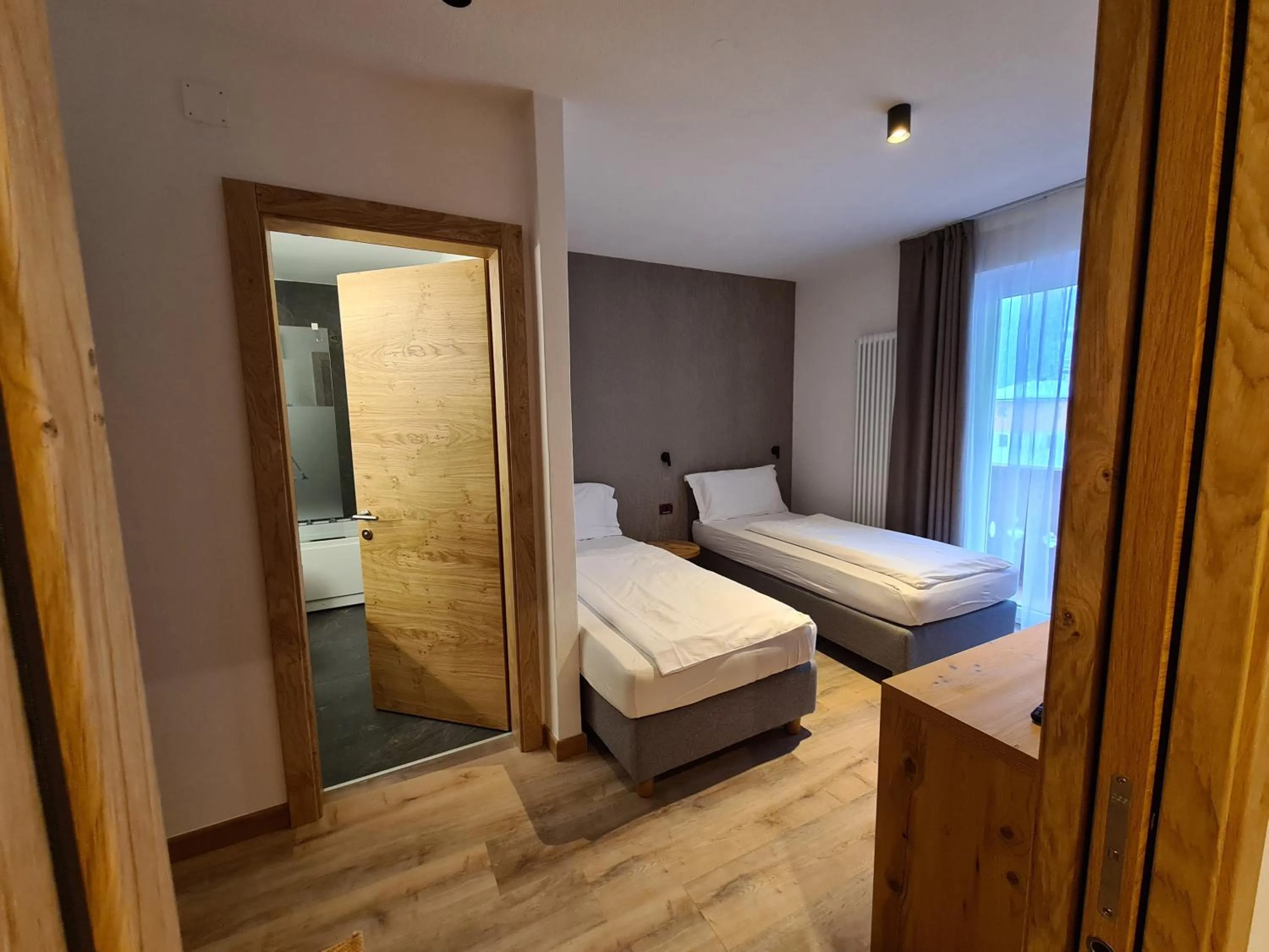 Bedroom, Bed in Hotel Astoria