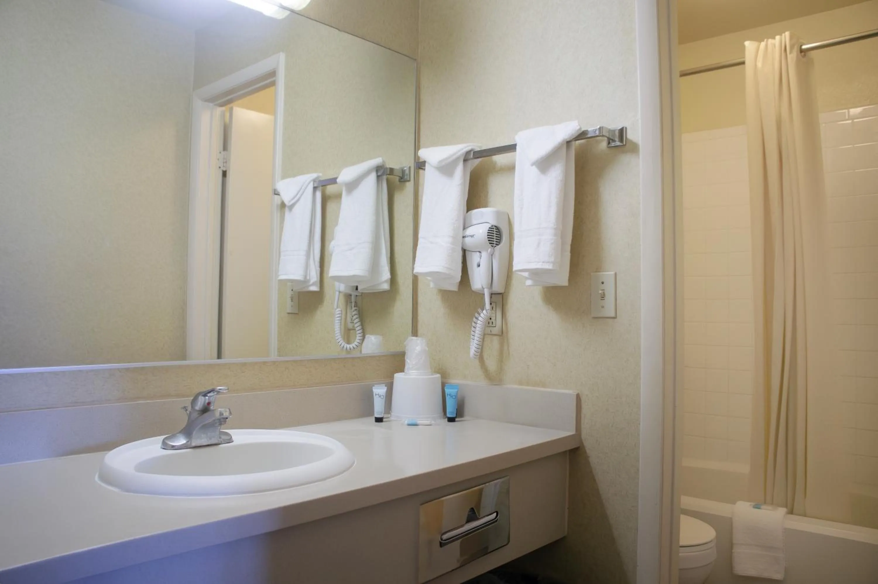 Bathroom in Arizona Charlie&#x27;s Boulder