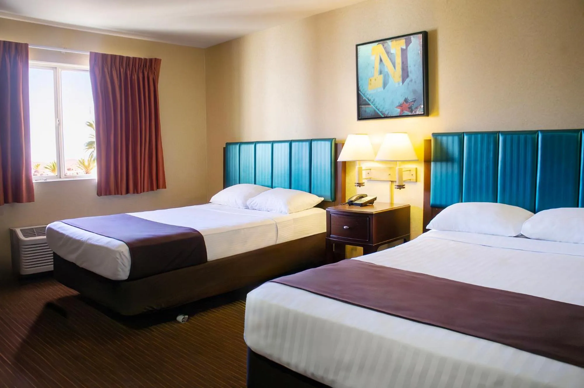 Bed in Arizona Charlie&#x27;s Boulder