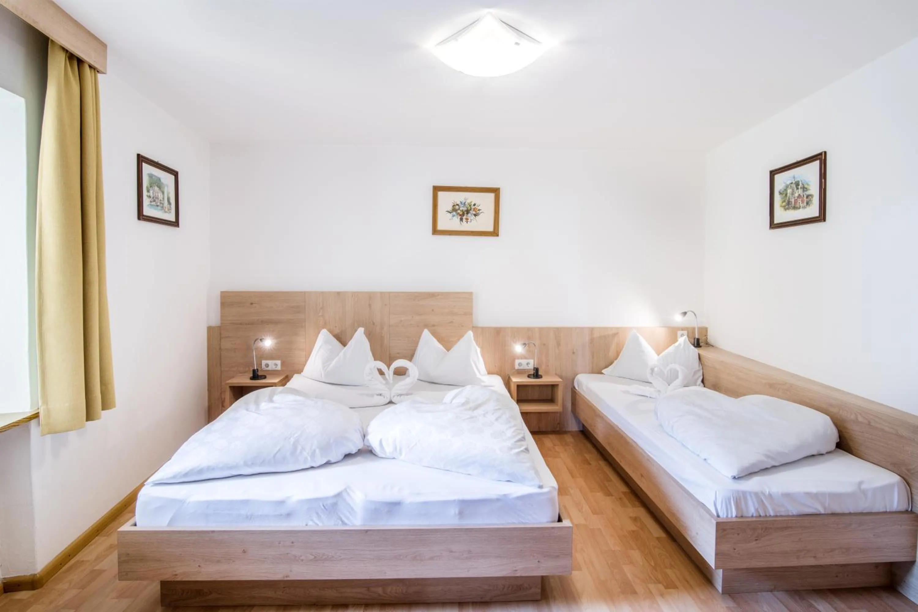 Bedroom, Bed in Apartments Heidenberger Fienili