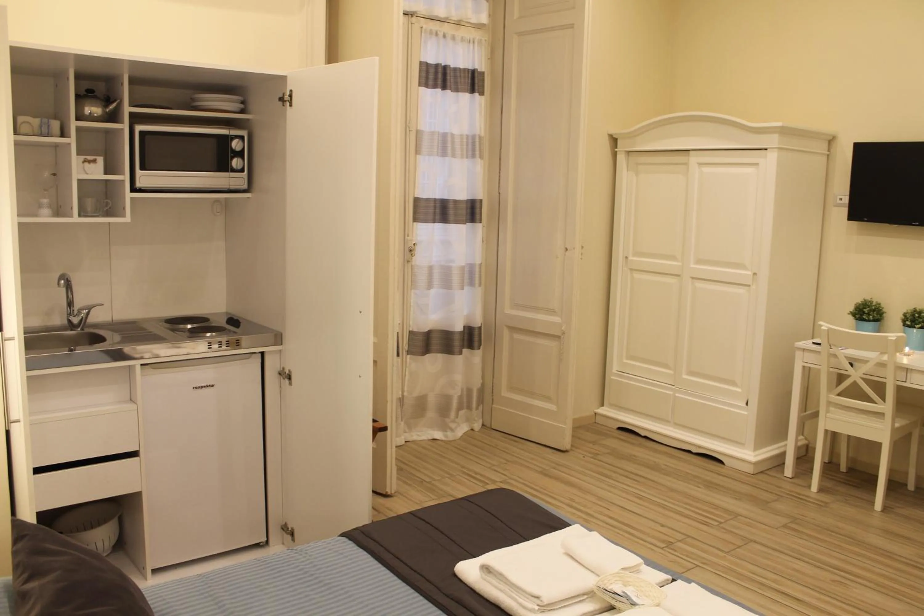 Da Polly a Piazza Amedeo