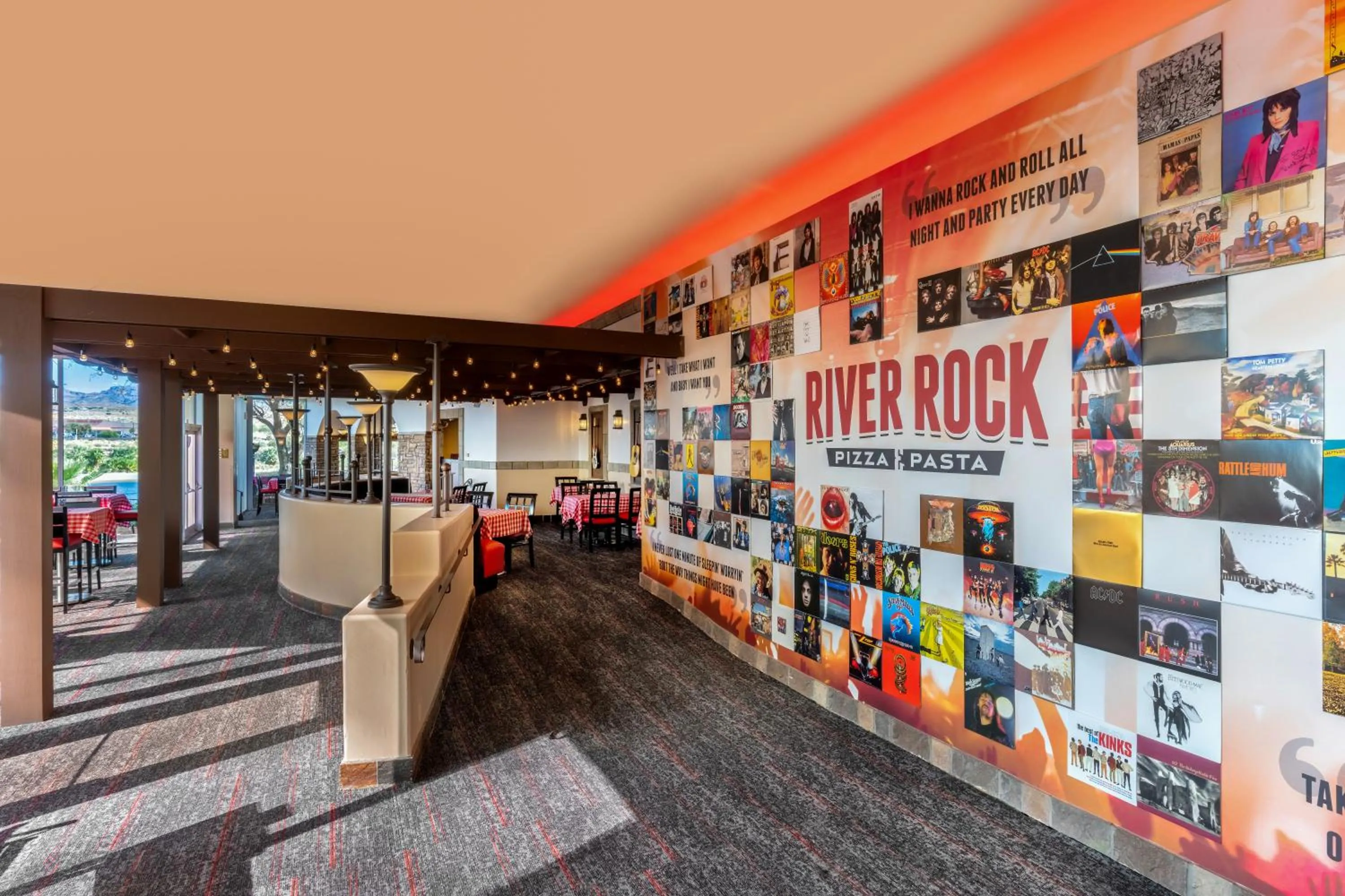 Restaurant/places to eat in Aquarius Casino Resort