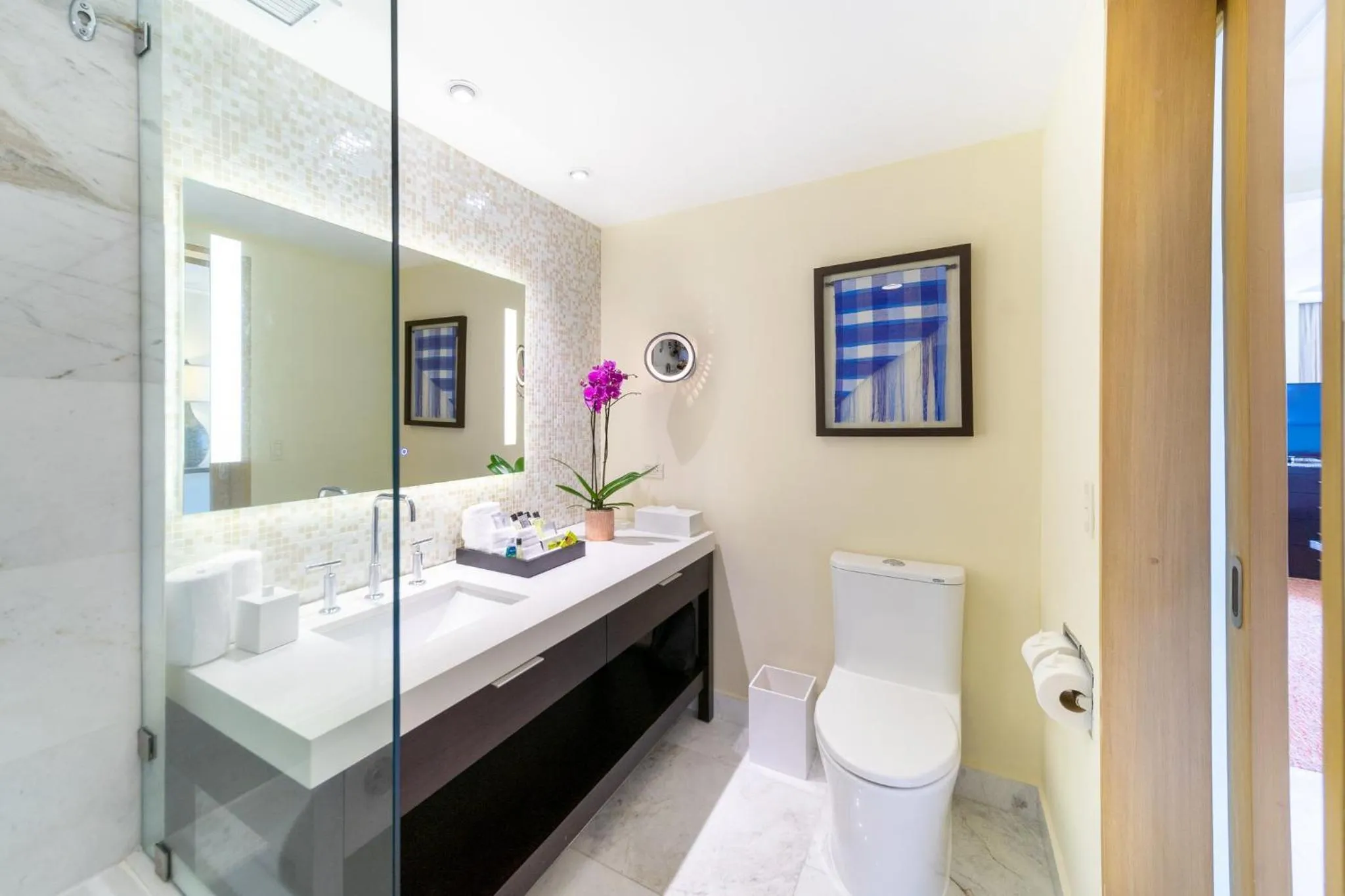 Bathroom in InterContinental Real San Pedro Sula by IHG