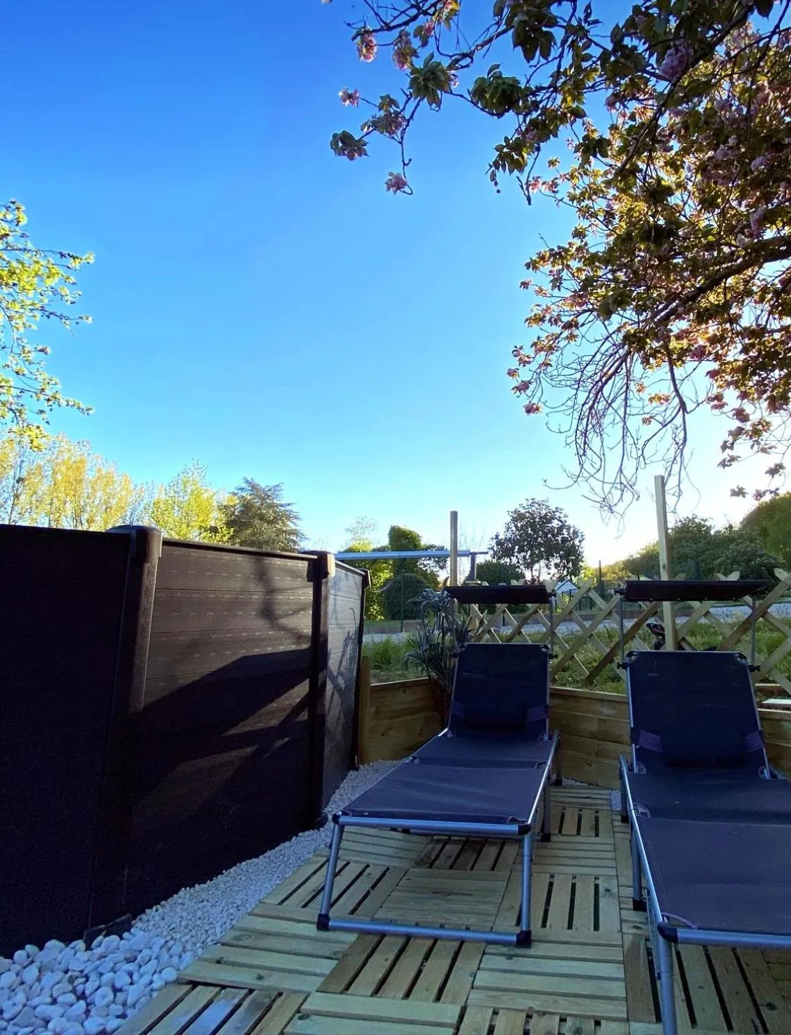 Swimming pool in Chez Flo et Marc