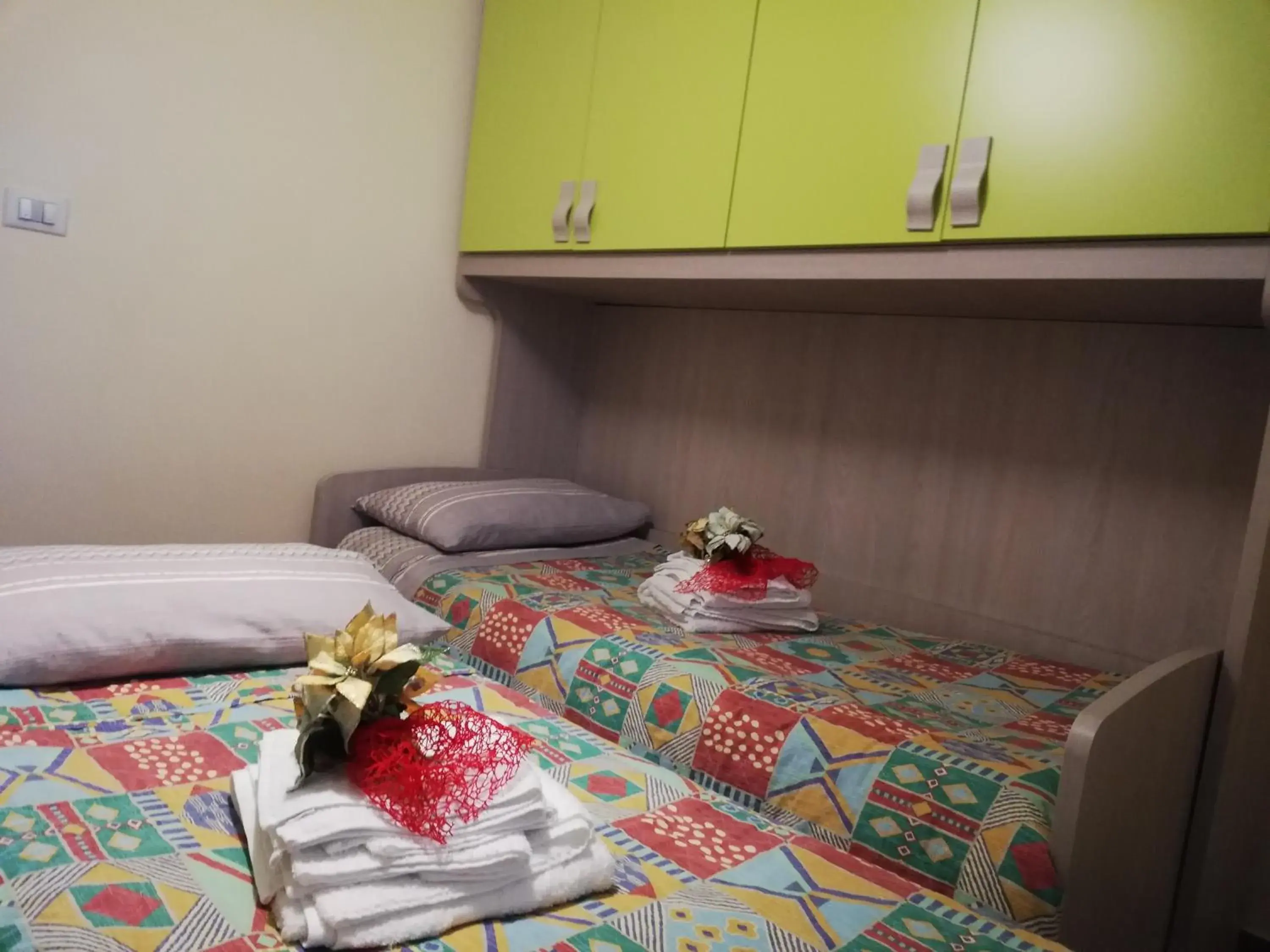 Twin Room with Shared Bathroom - single occupancy in B&B Villa Venere Twin Room with Shared Bathroom - single occupancy in B&B Villa Venere