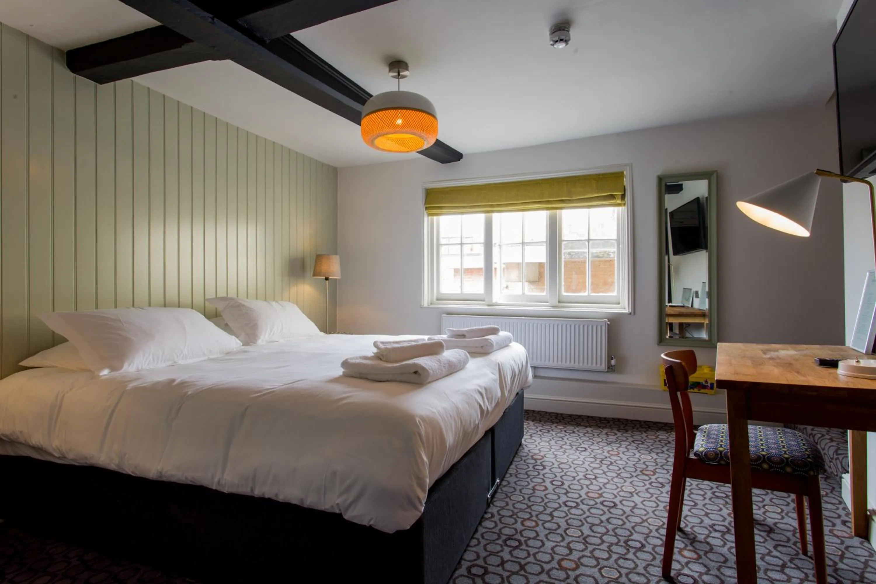 Bedroom, Bed in The Dolphin