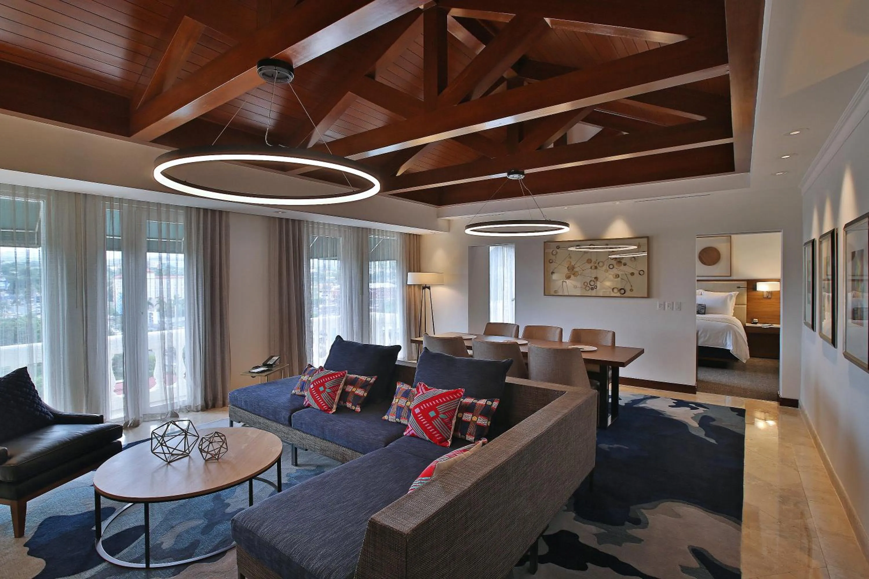 Bedroom in Real Intercontinental Metrocentro Managua by IHG