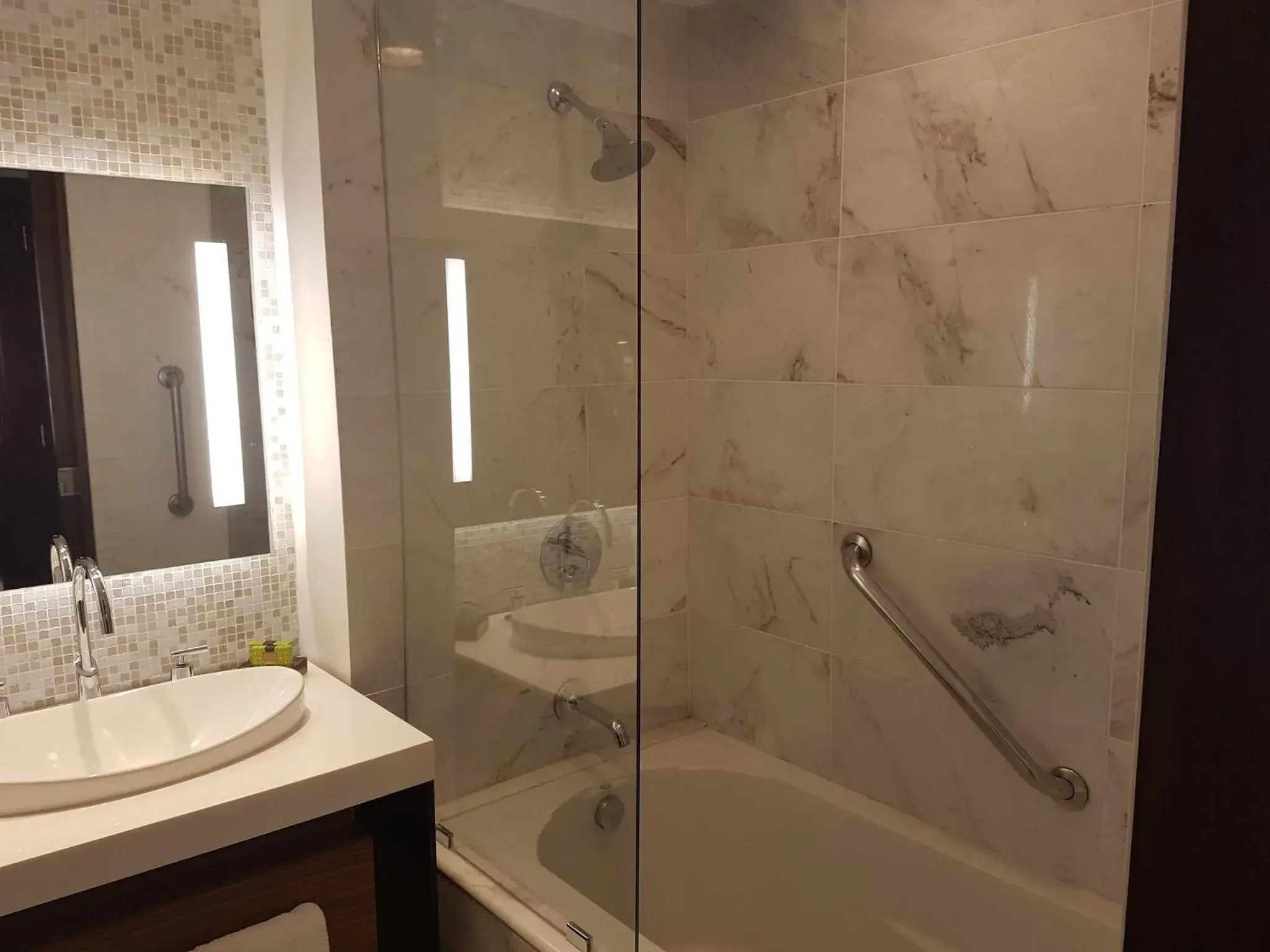 Classic Room with Pool View - single occupancy in Real Intercontinental Metrocentro Managua by IHG Classic Room with Pool View - single occupancy in Real Intercontinental Metrocentro Managua by IHG