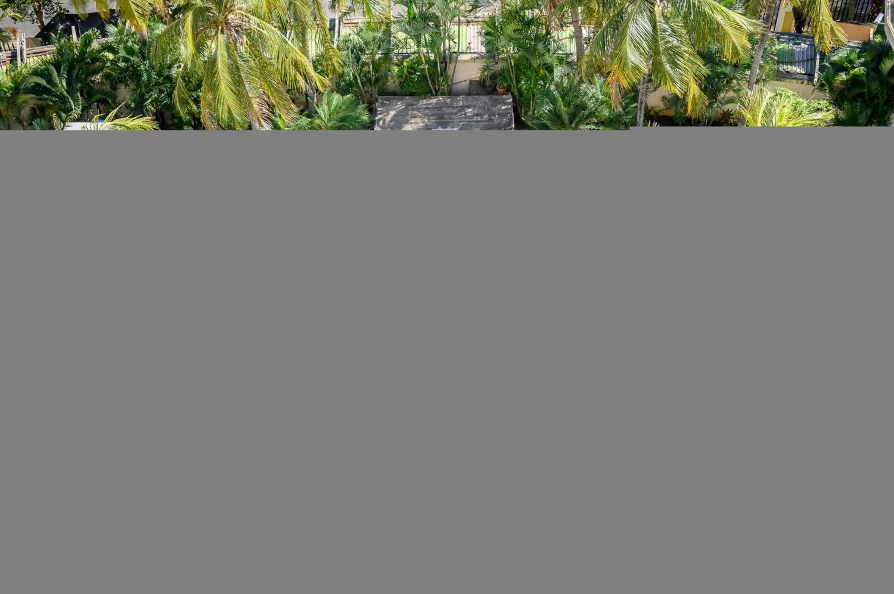 Swimming pool in Real Intercontinental Metrocentro Managua by IHG