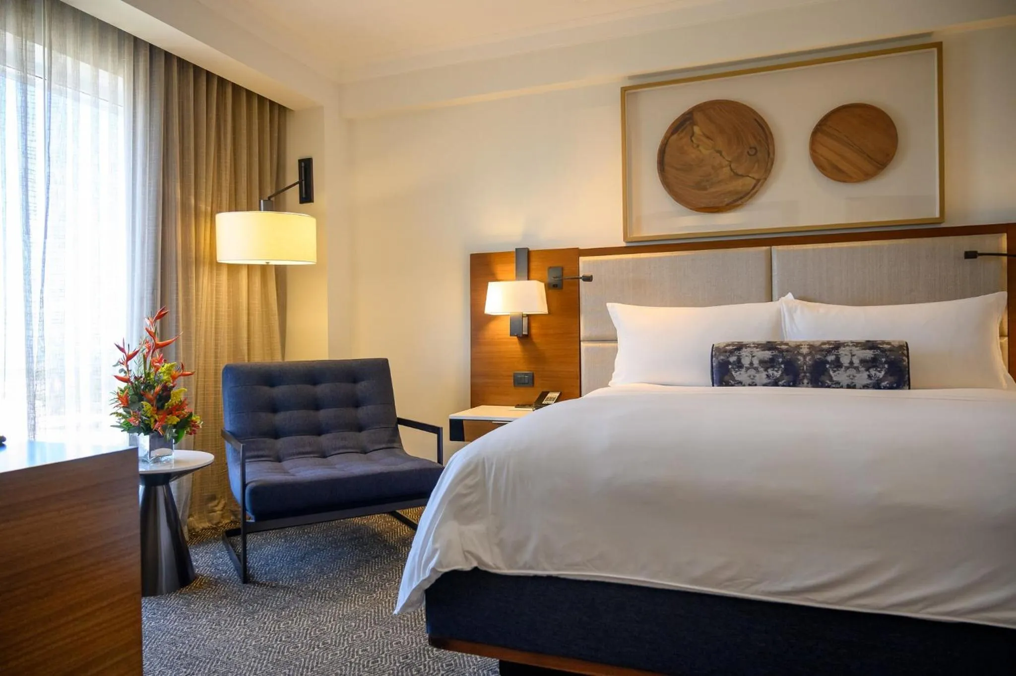 Photo of the whole room, Bed in Real Intercontinental Metrocentro Managua by IHG