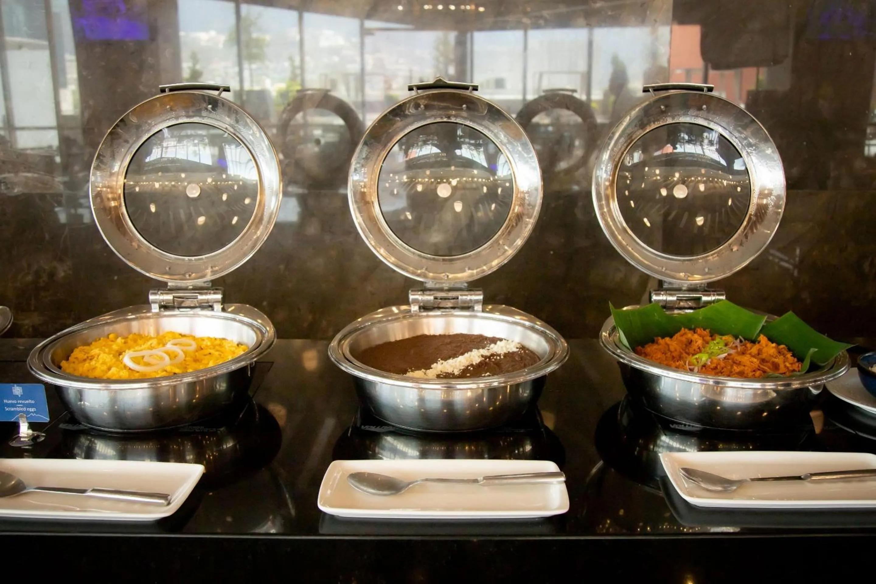 Breakfast in Camino Real Fashion Drive Monterrey