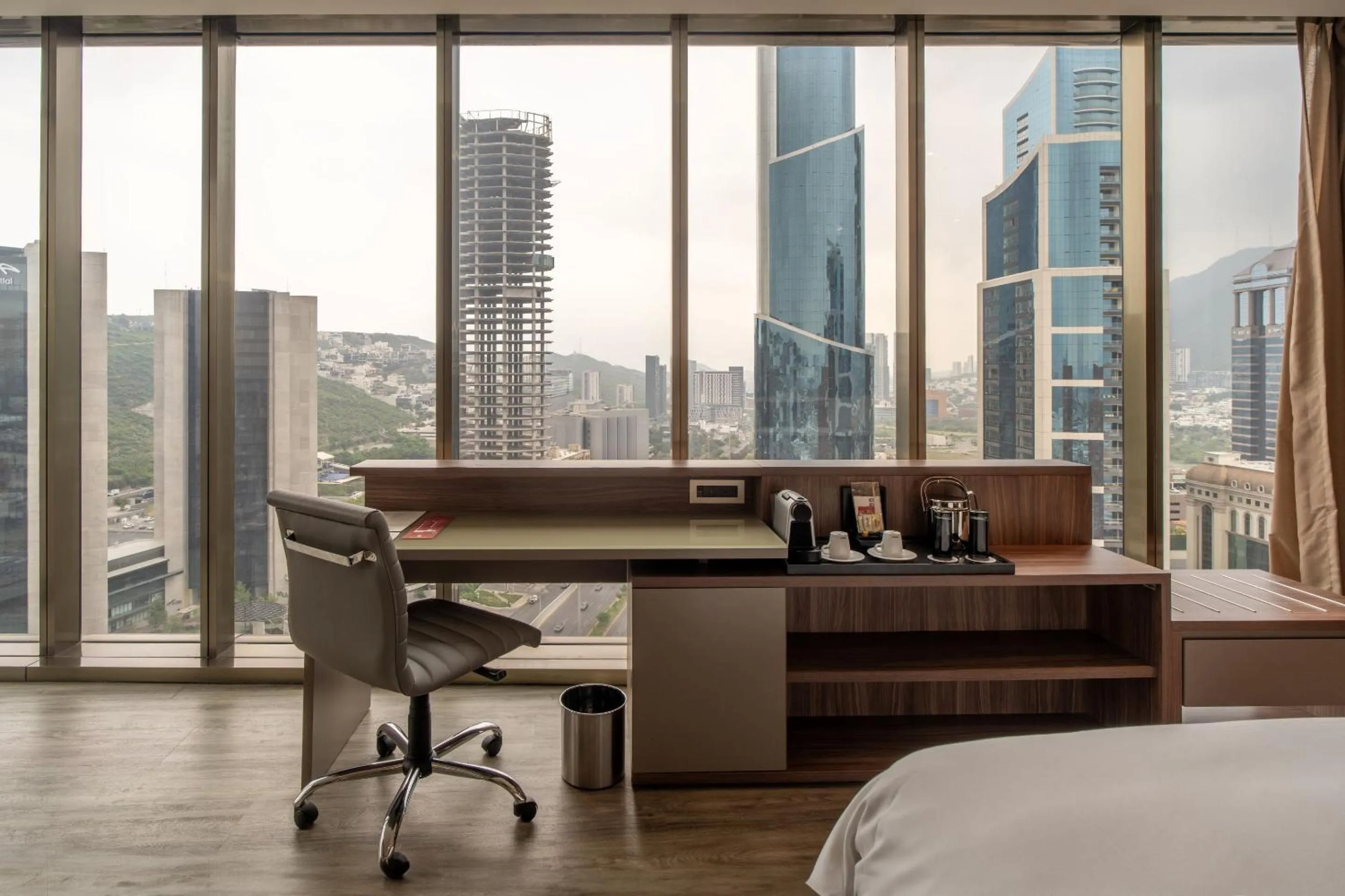 Bedroom, Bed in Camino Real Fashion Drive Monterrey