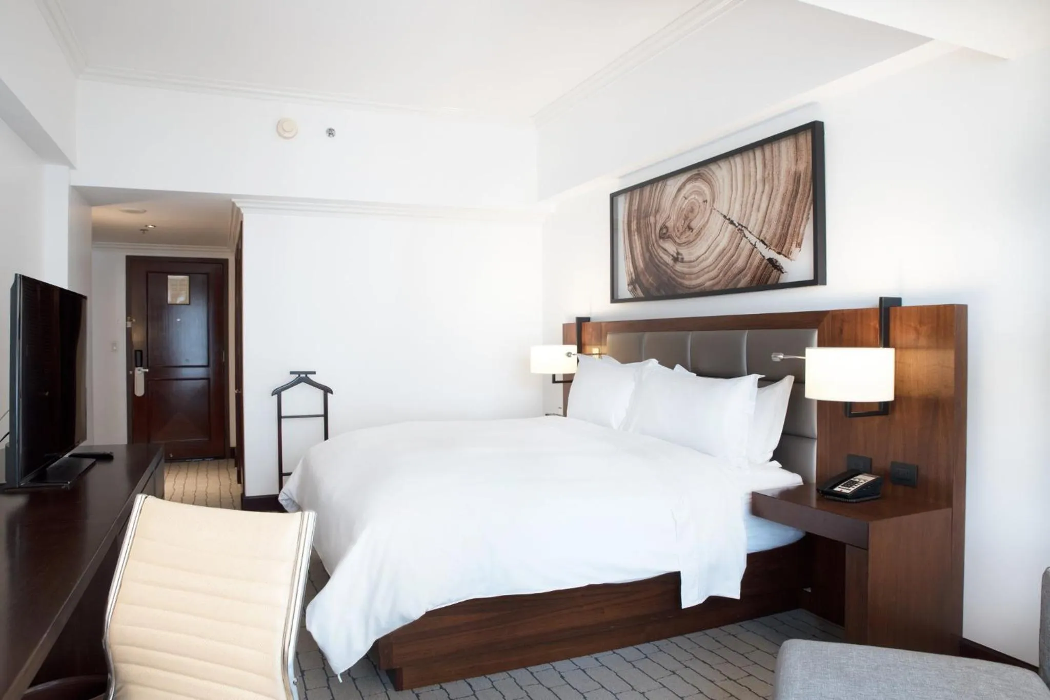 Photo of the whole room, Bed in Intercontinental Real Guatemala by IHG