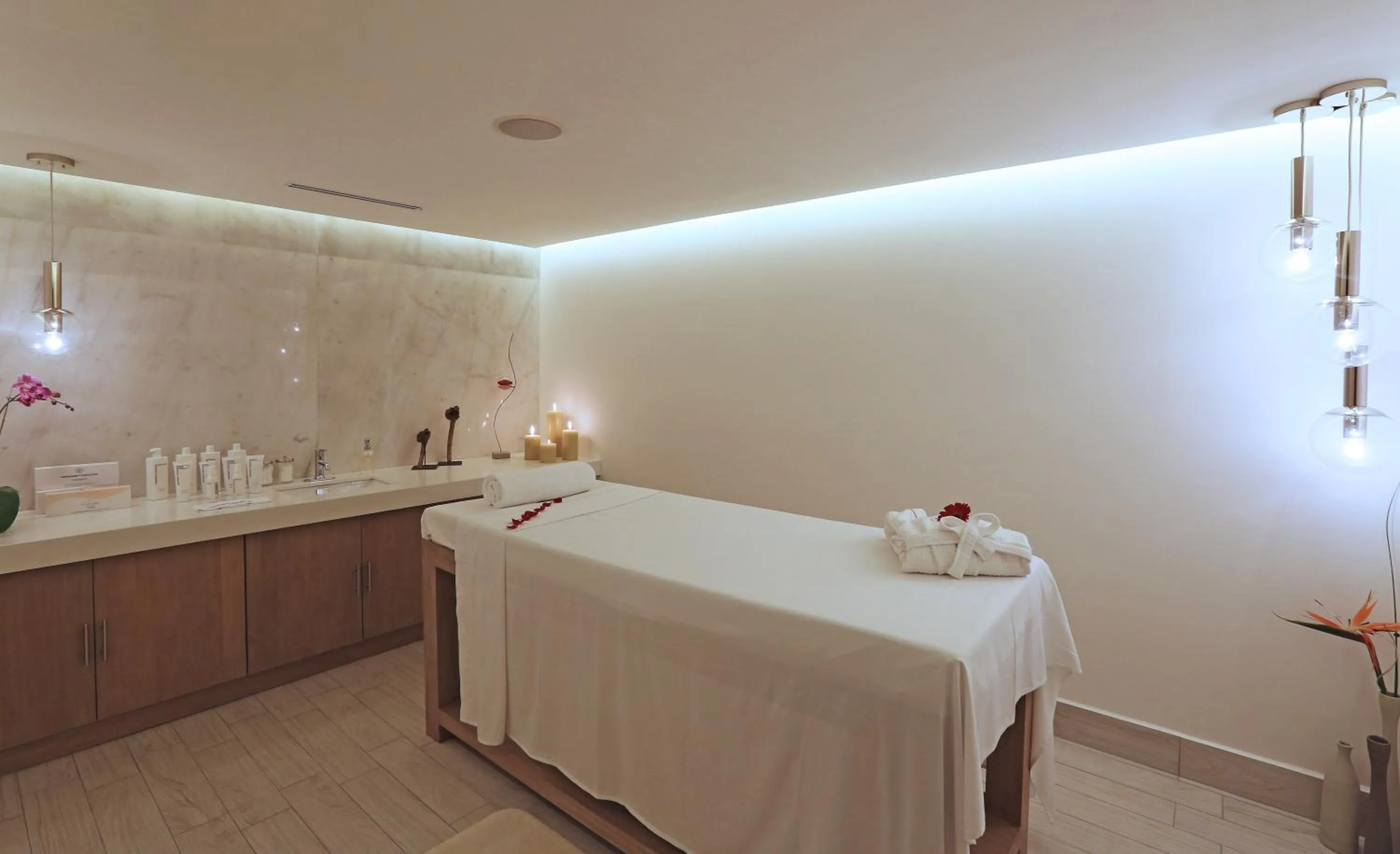 Massage in Intercontinental Real Guatemala by IHG