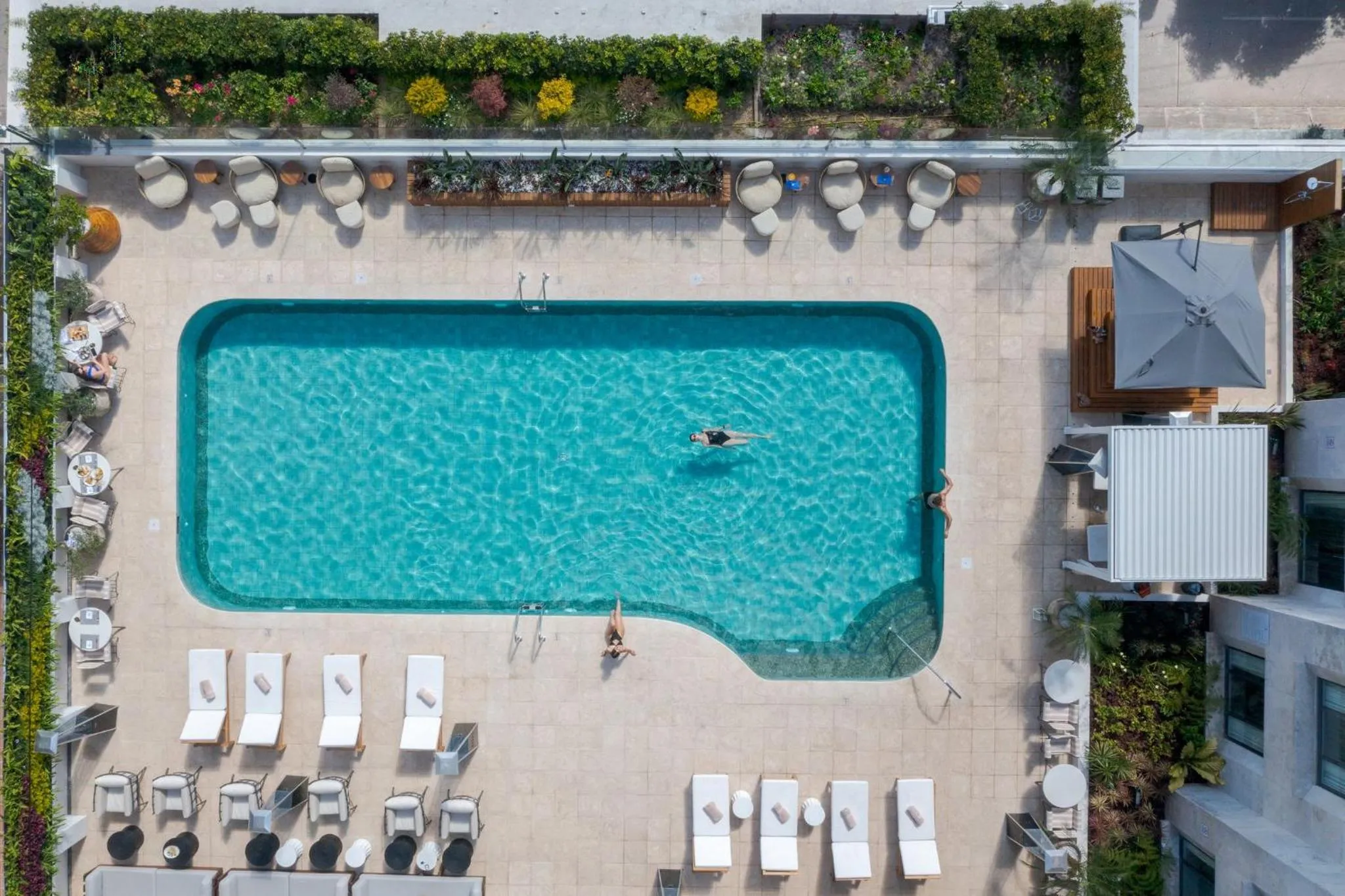 Swimming pool in Intercontinental Real Guatemala by IHG