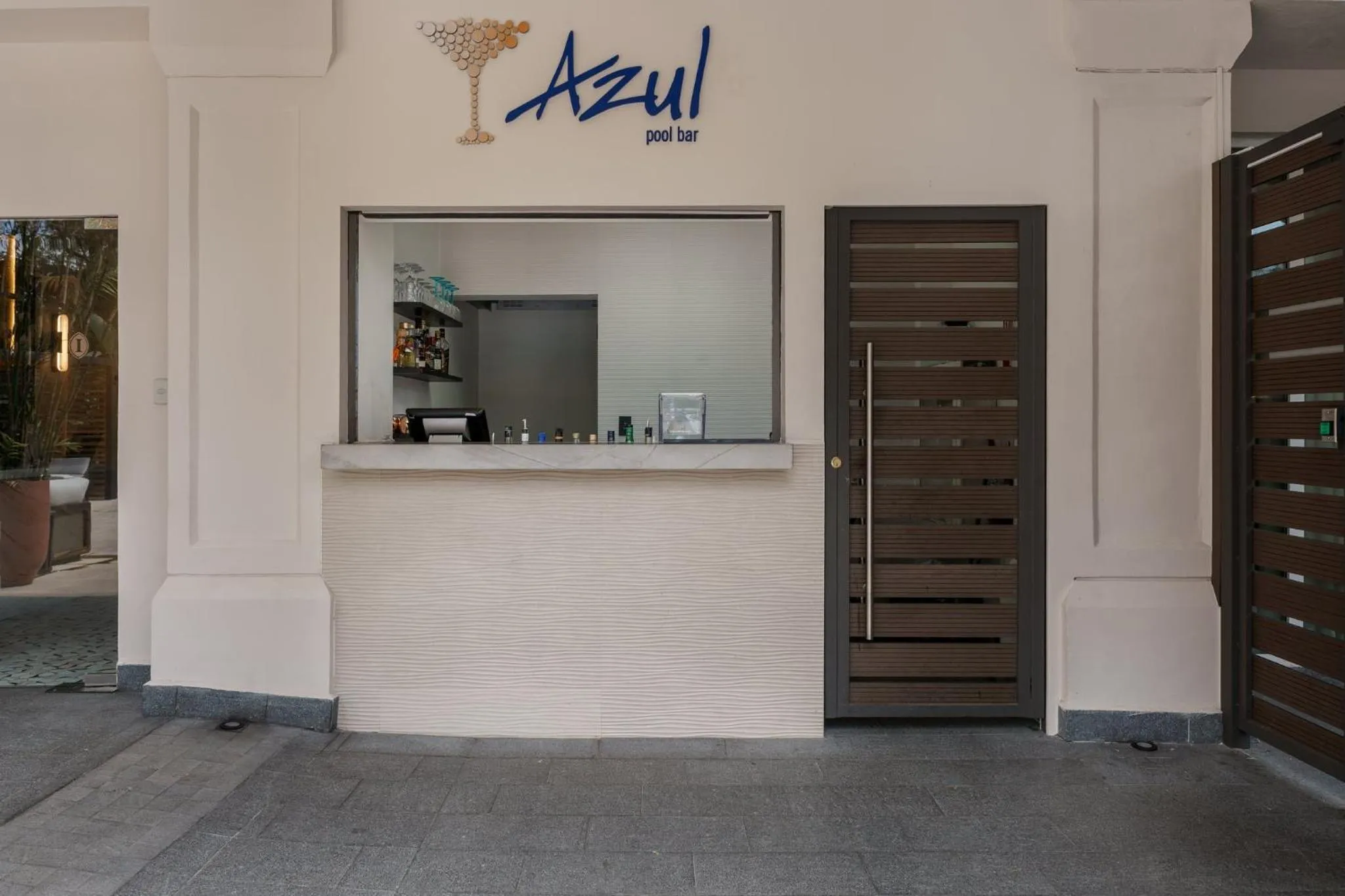 Lounge or bar in Real Intercontinental San Salvador by IHG