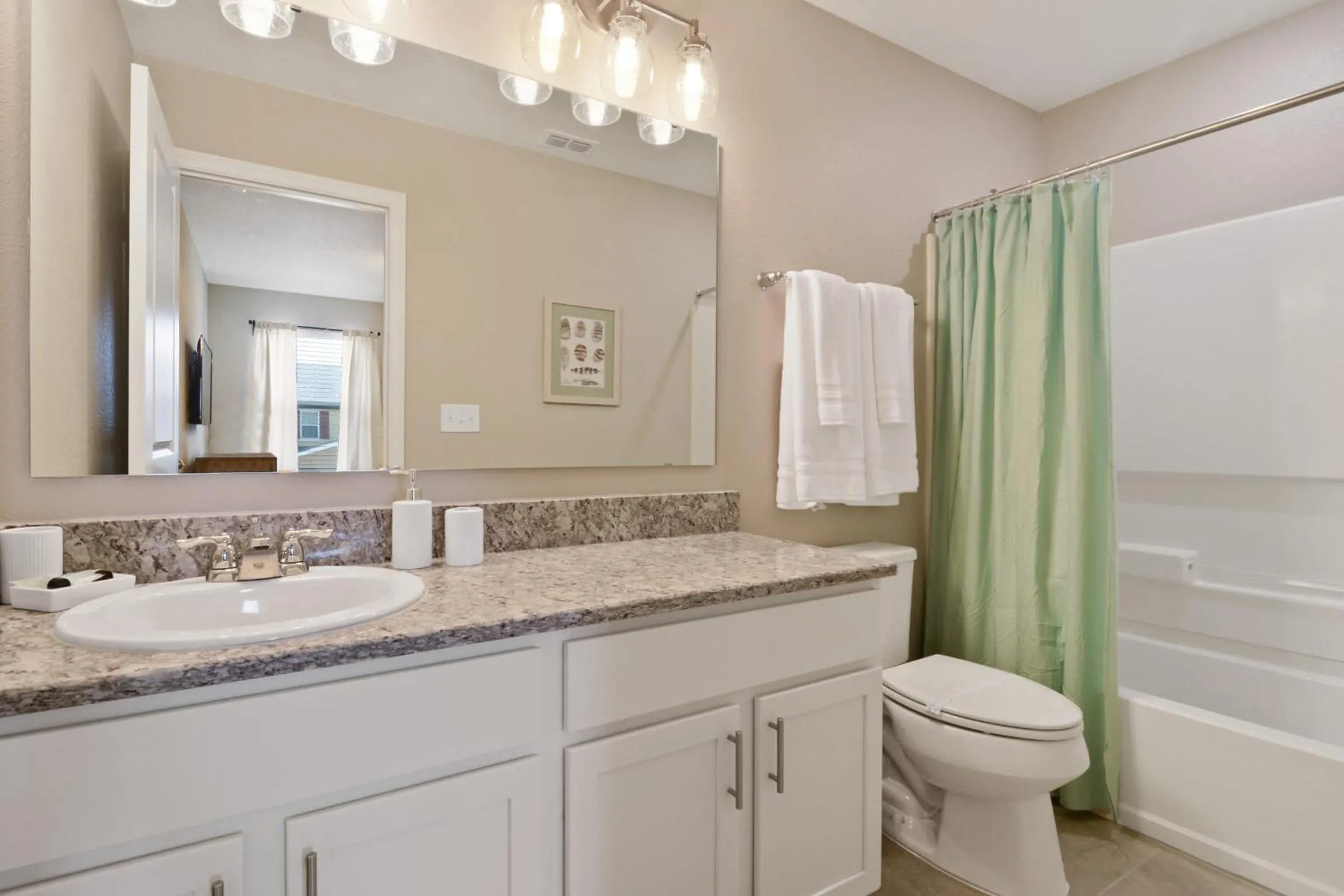 Family Friendly Four Bedrooms 5147A