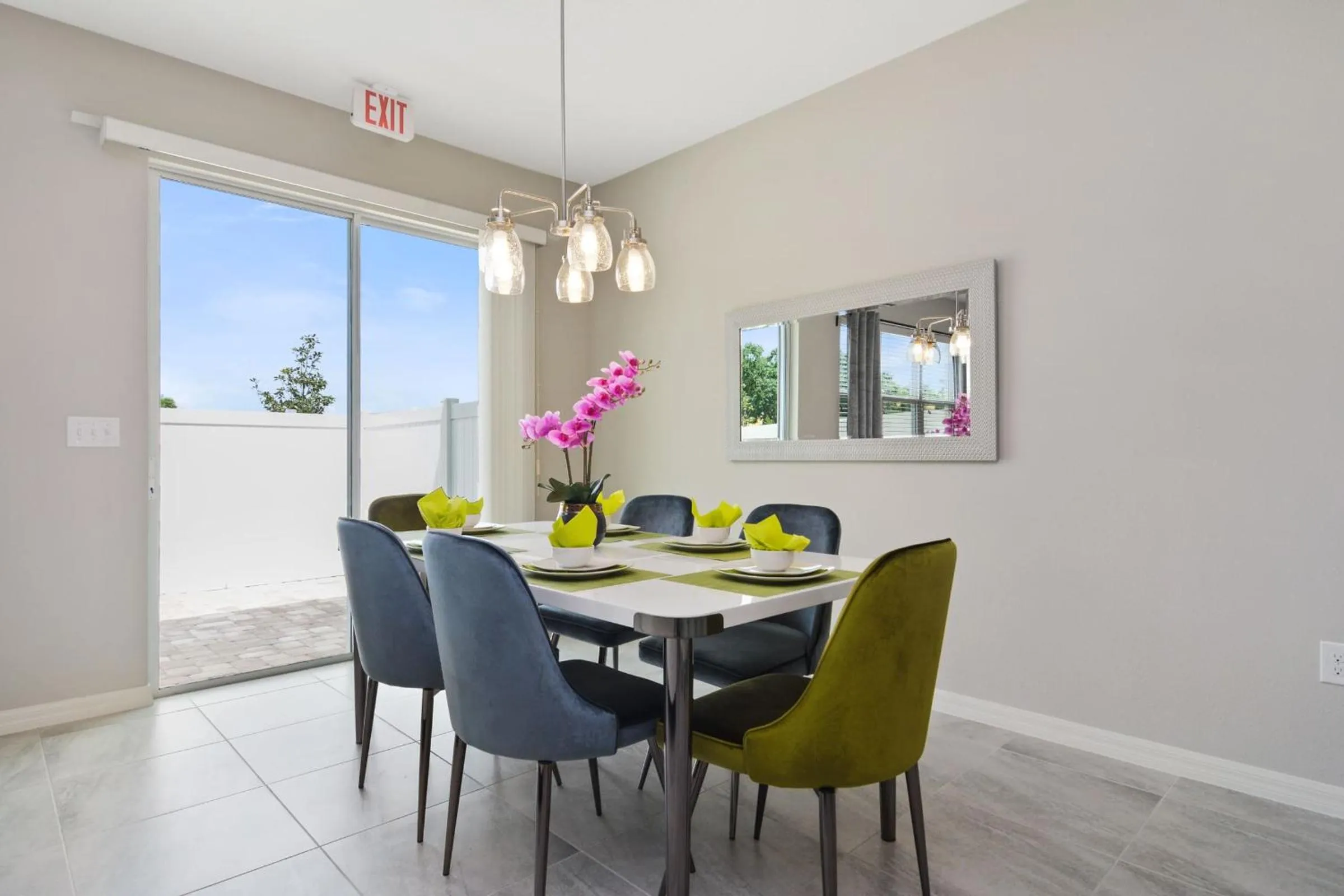 Family Friendly Four Bedrooms 5147A