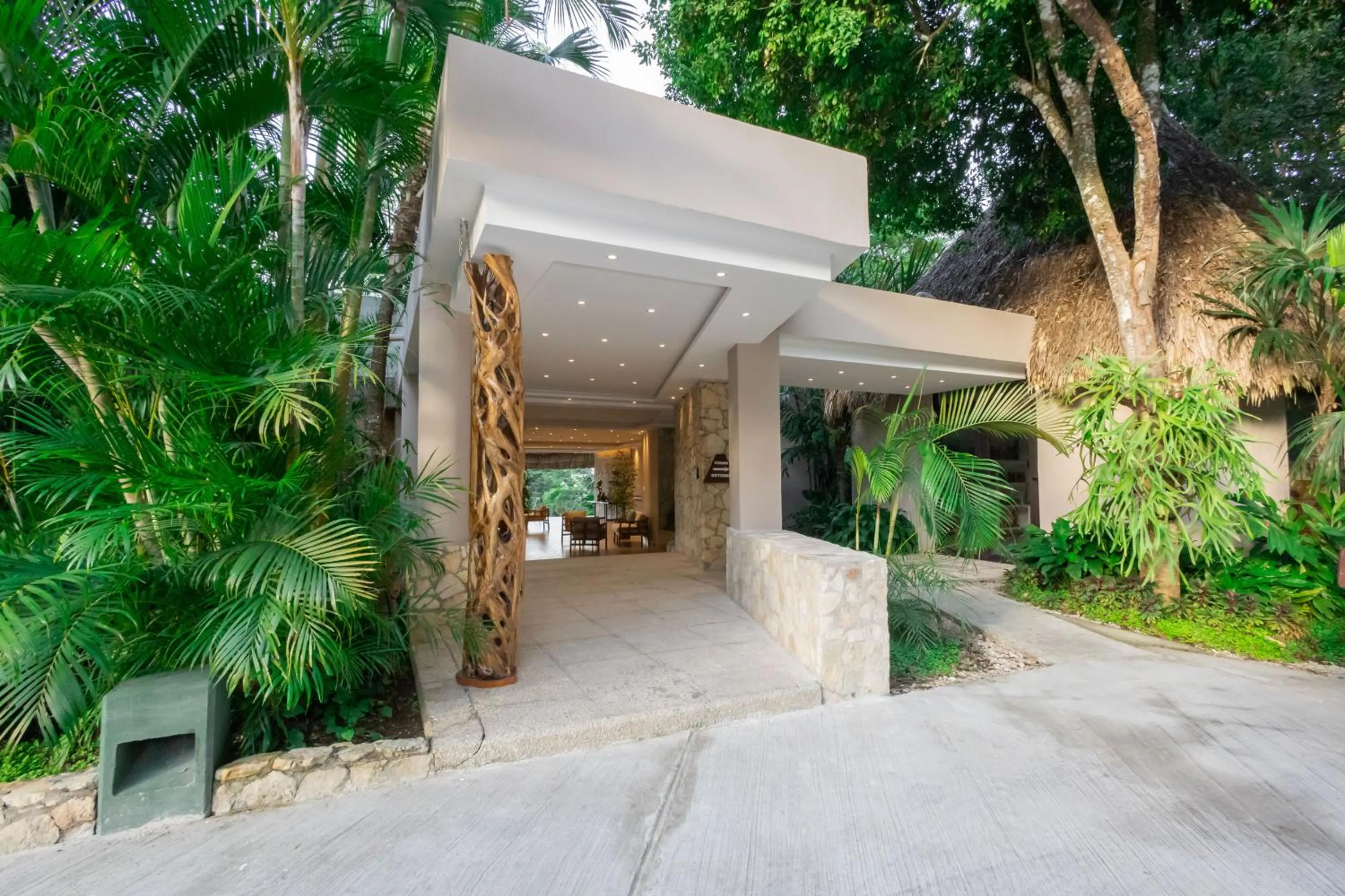Property building in Camino Real Tikal‎