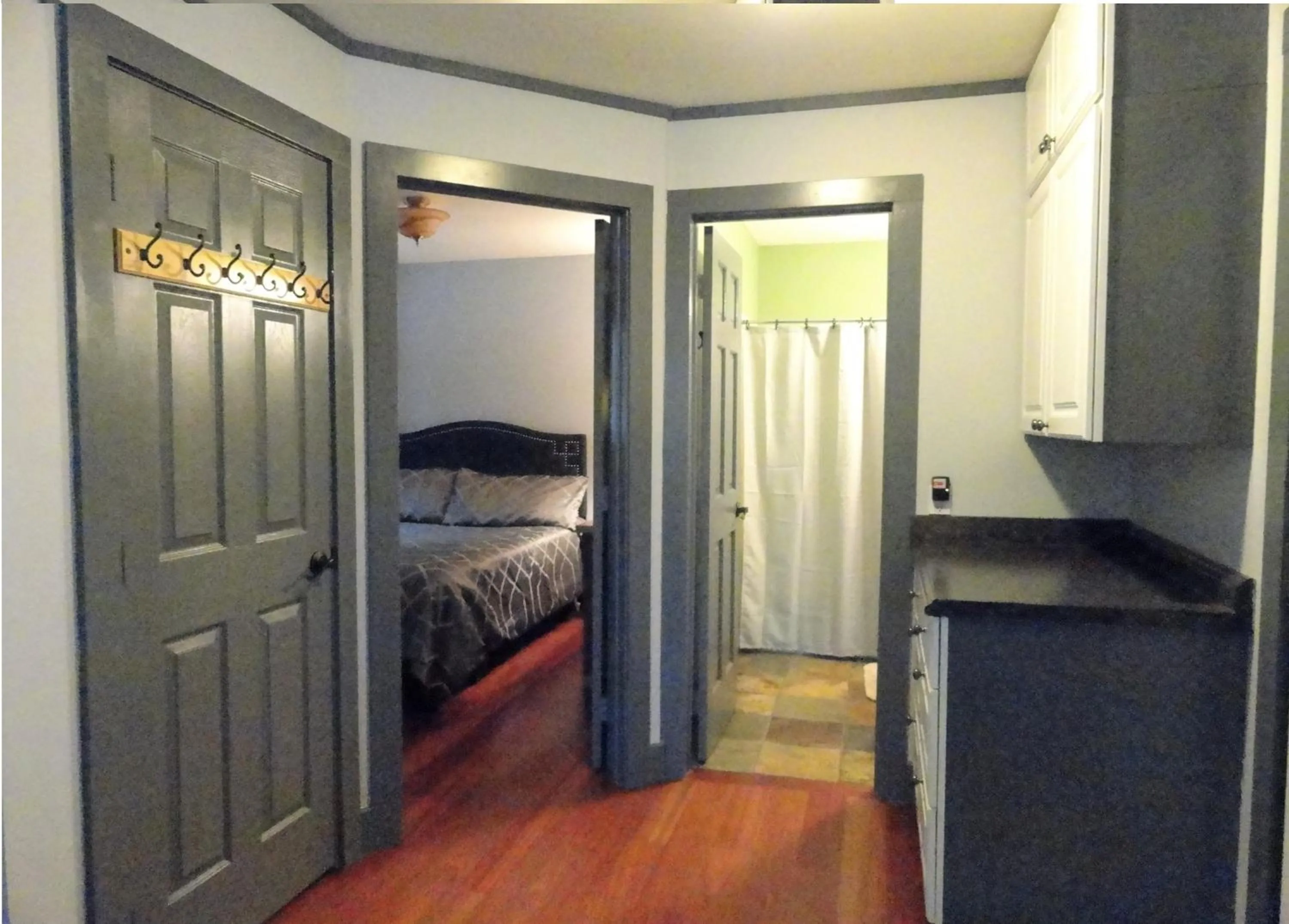 Bathroom, Bed in Packwood Ski & Vacation Getaway