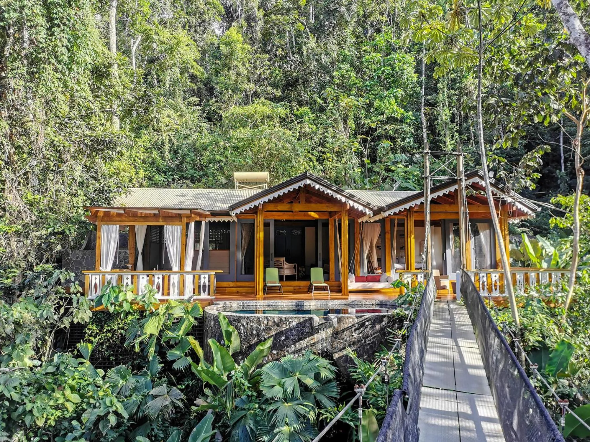 Natural landscape in Pacuare Lodge by Böëna