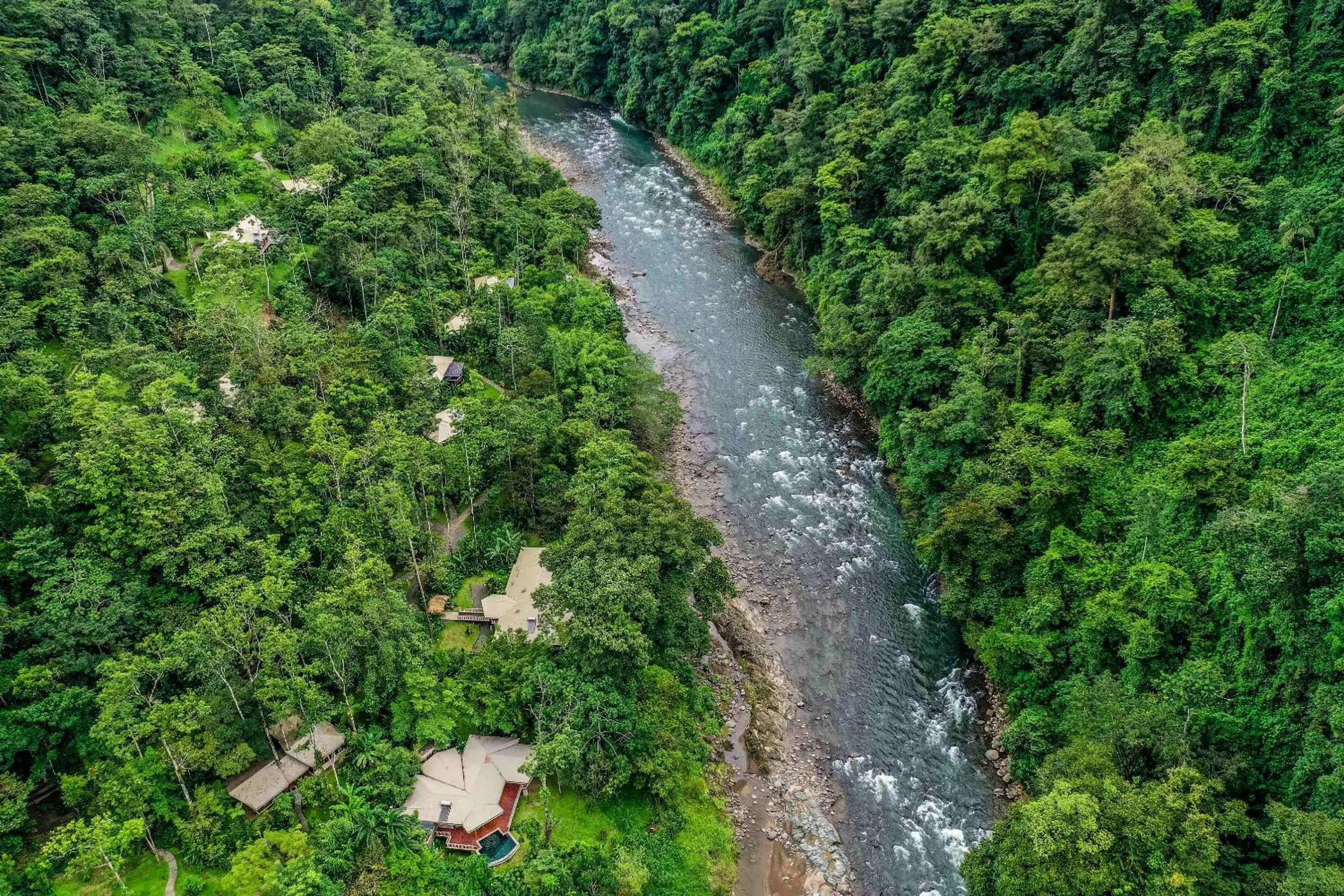 Bird's eye view in Pacuare Lodge by Böëna