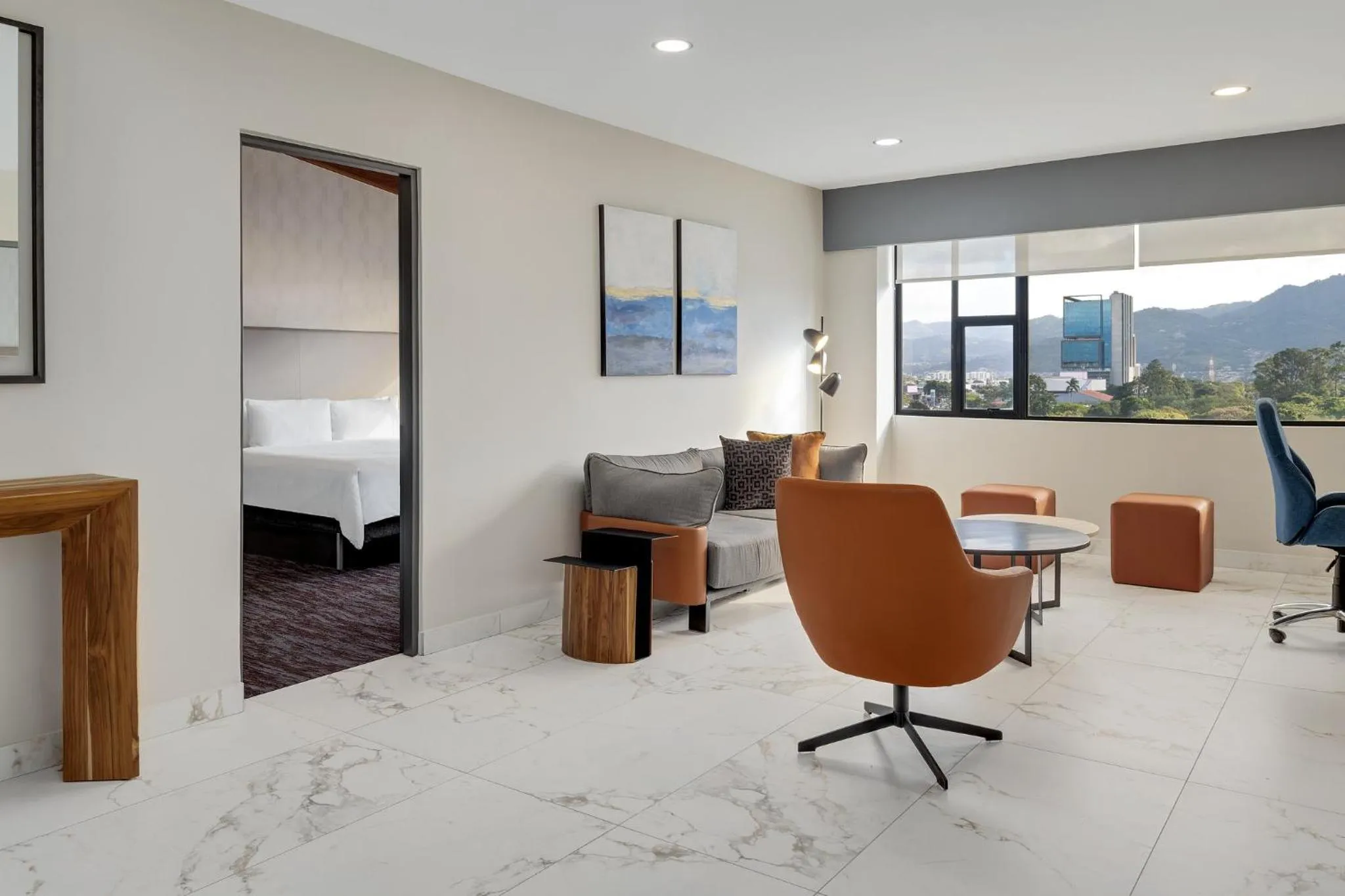 Photo of the whole room, Bed in Crowne Plaza San Jose La Sabana by IHG