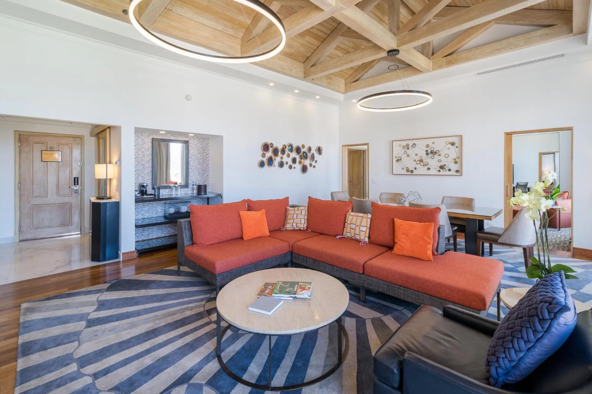 Photo of the whole room in InterContinental Tegucigalpa at Multiplaza Mall by IHG