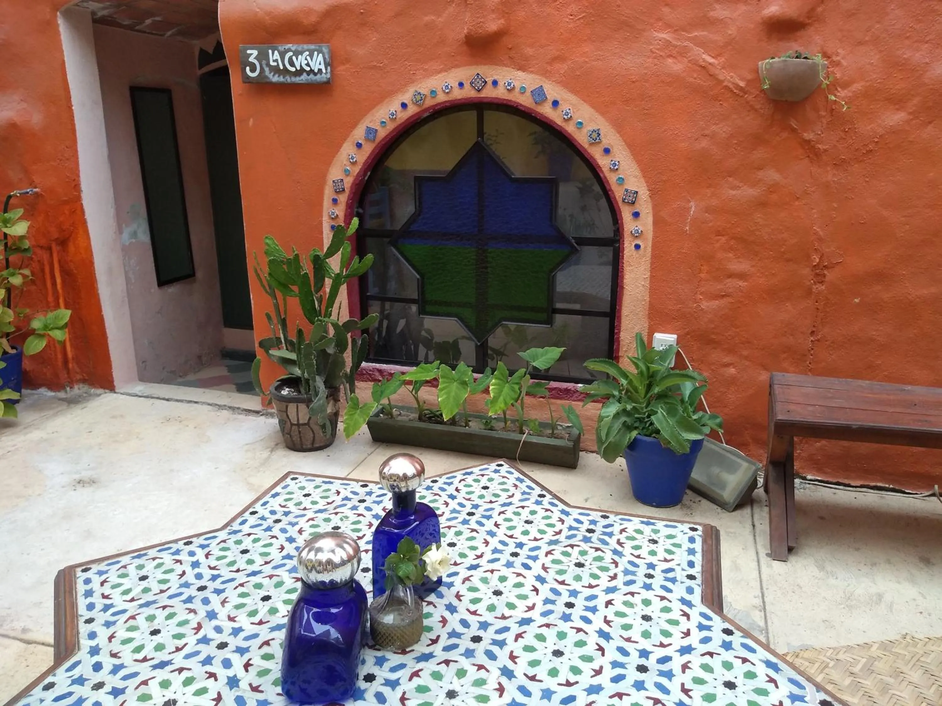 Patio in Lola Atlachinolli
