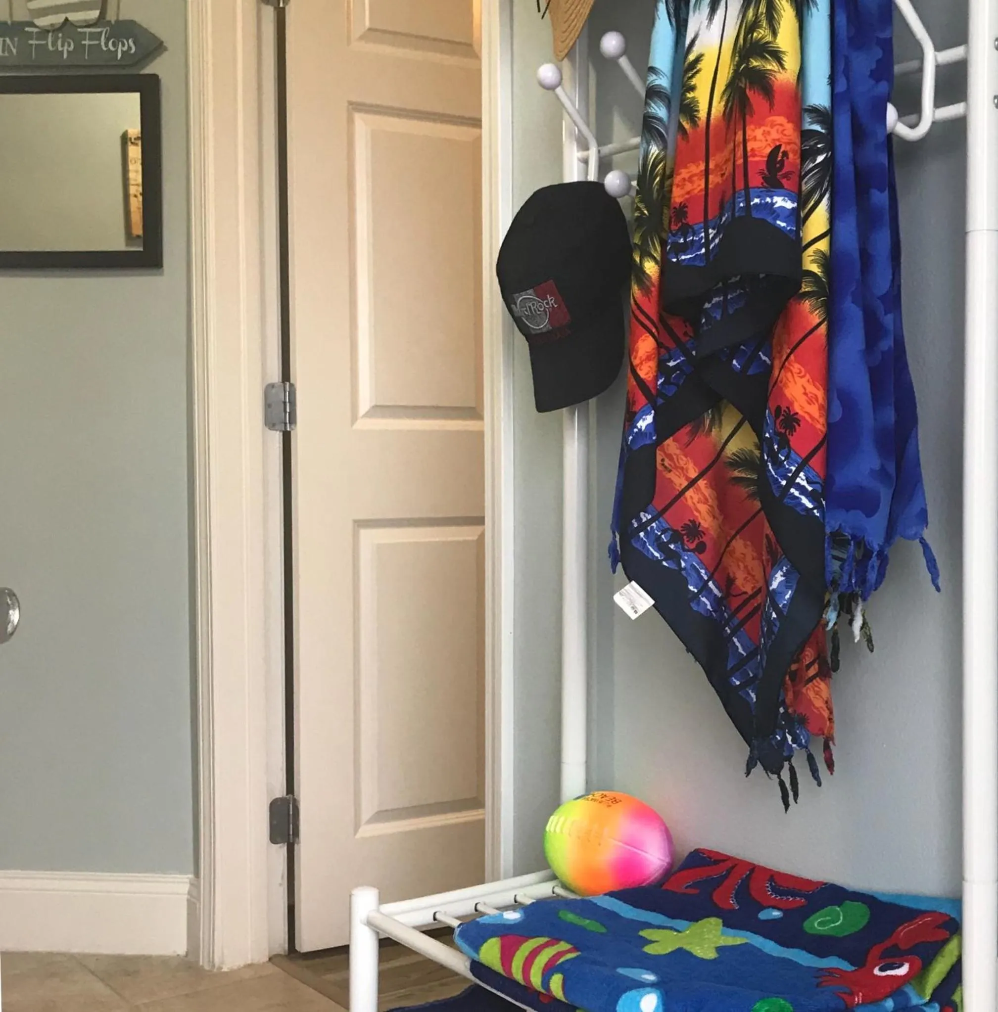 LAKETOWN 5 POOLs STEPS TO BEACH FAMILY FRIENDLY