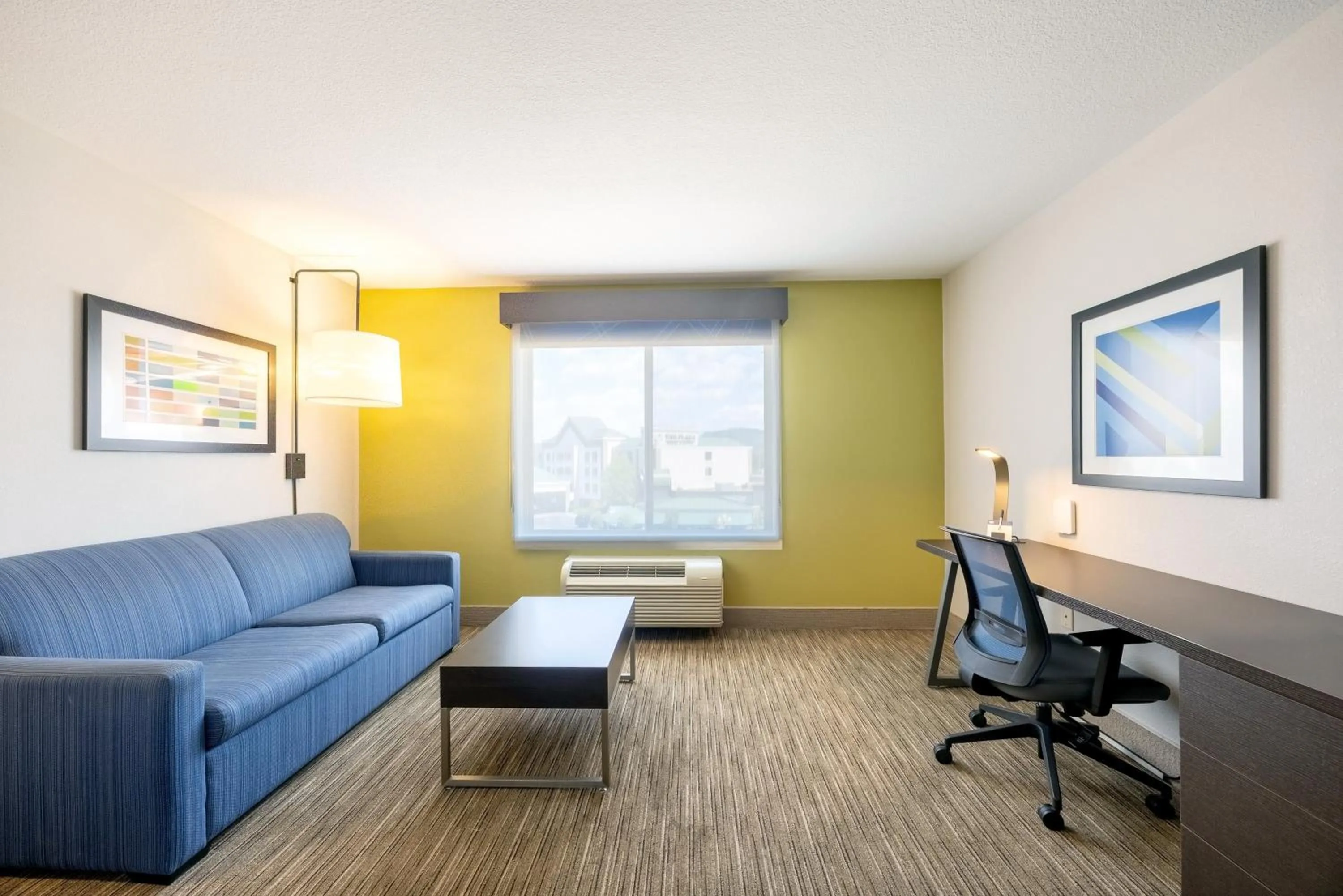 Photo of the whole room in Holiday Inn Express Winona by IHG