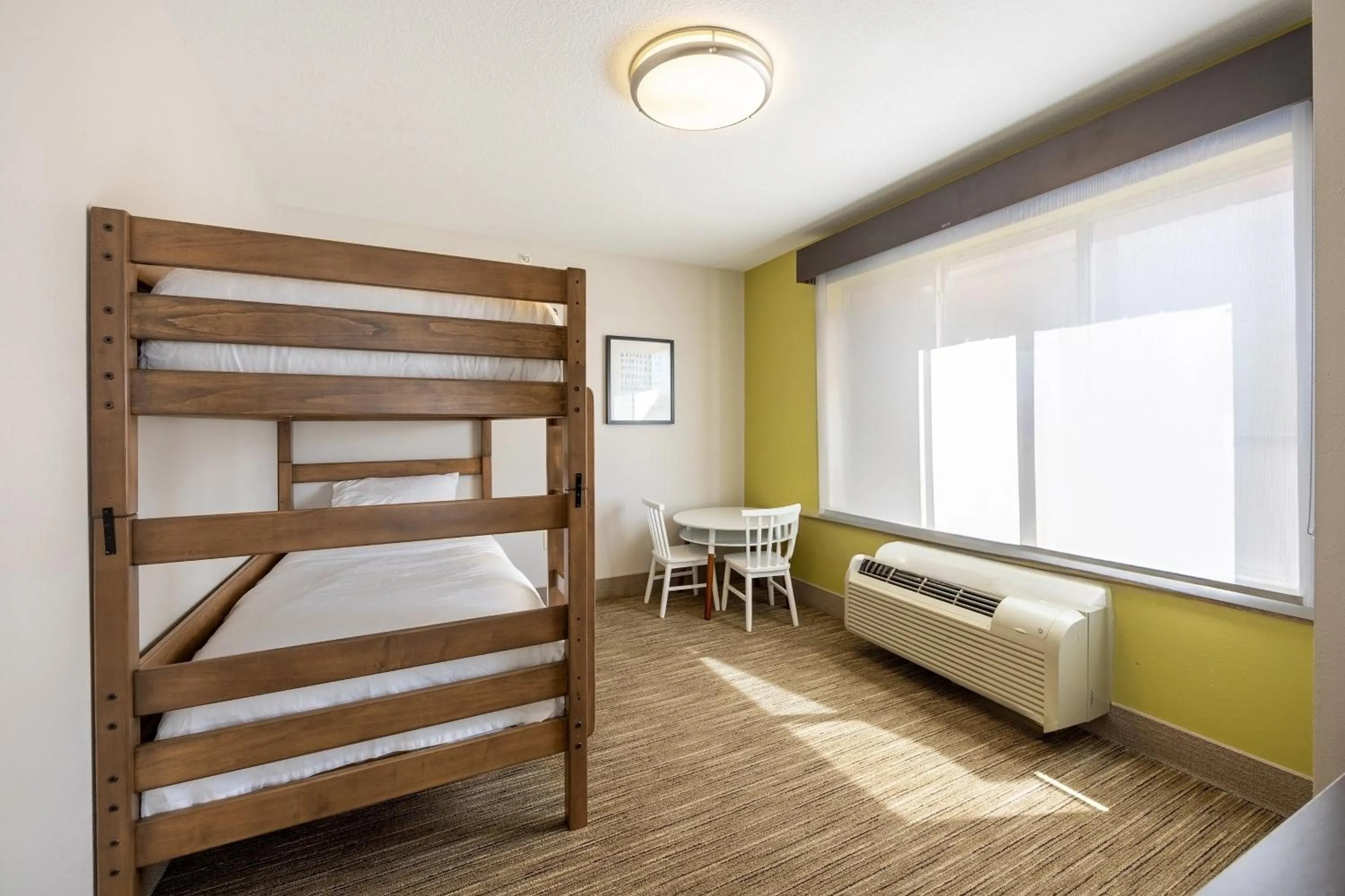 Photo of the whole room, Bed in Holiday Inn Express Winona by IHG