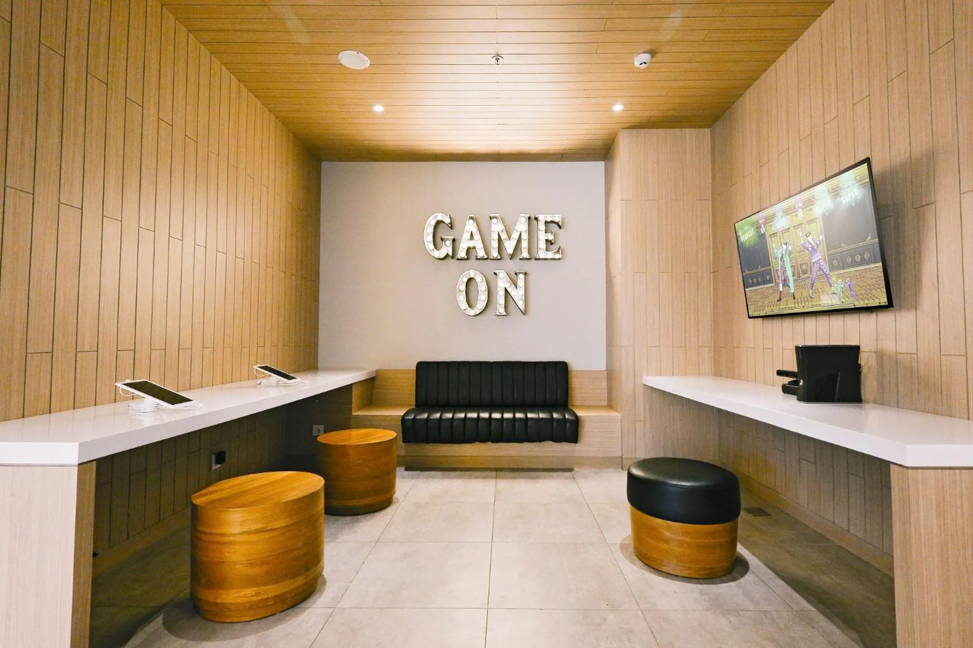 Area and facilities in YELLO Hotel Paskal Bandung