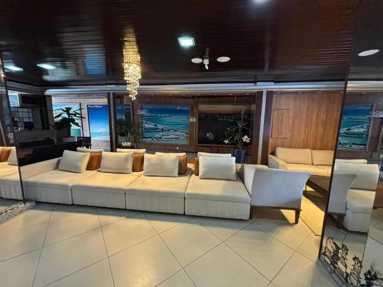 Living room in Laguna Praia Hotel