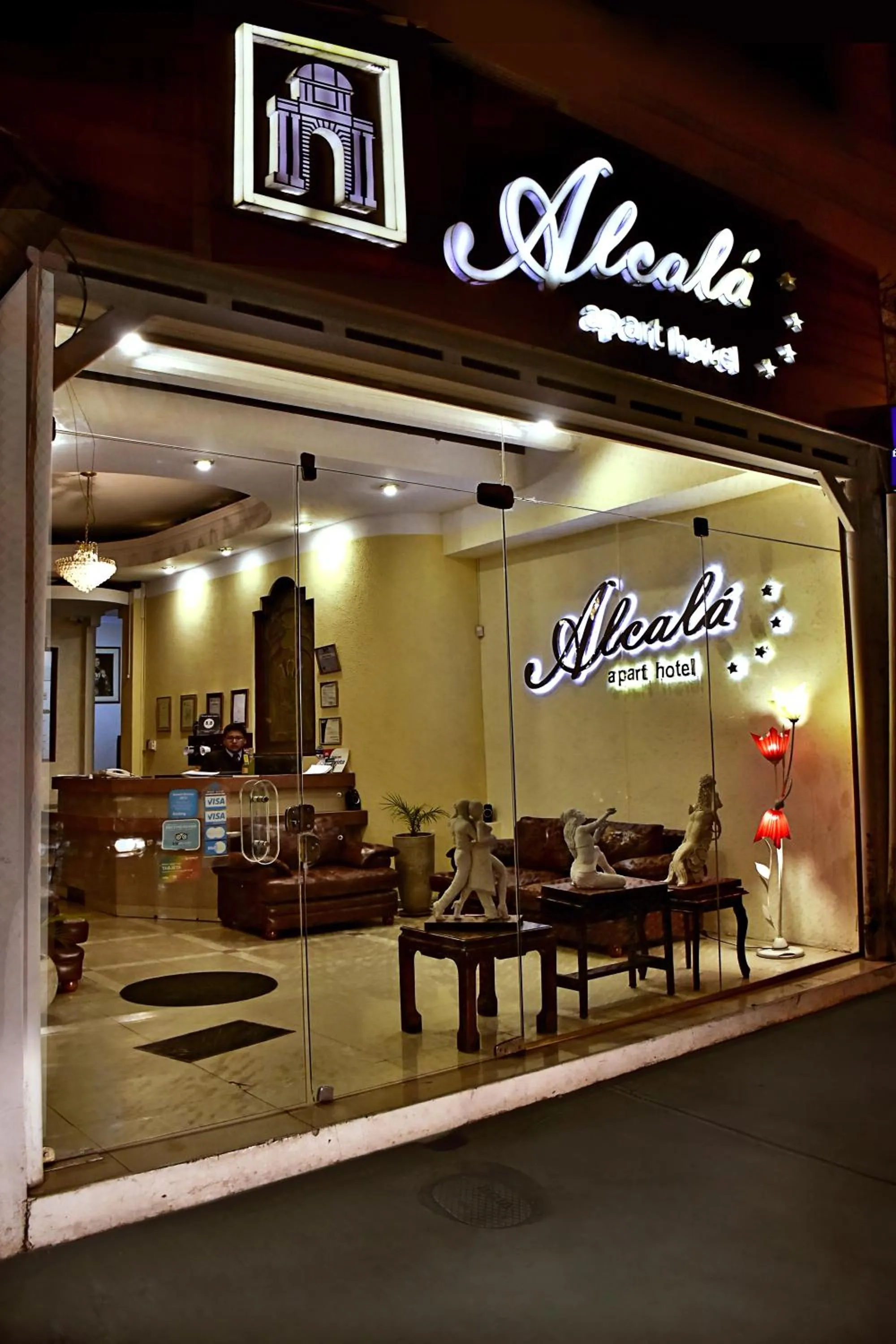 Facade/entrance in Alcalá Apart Hotel