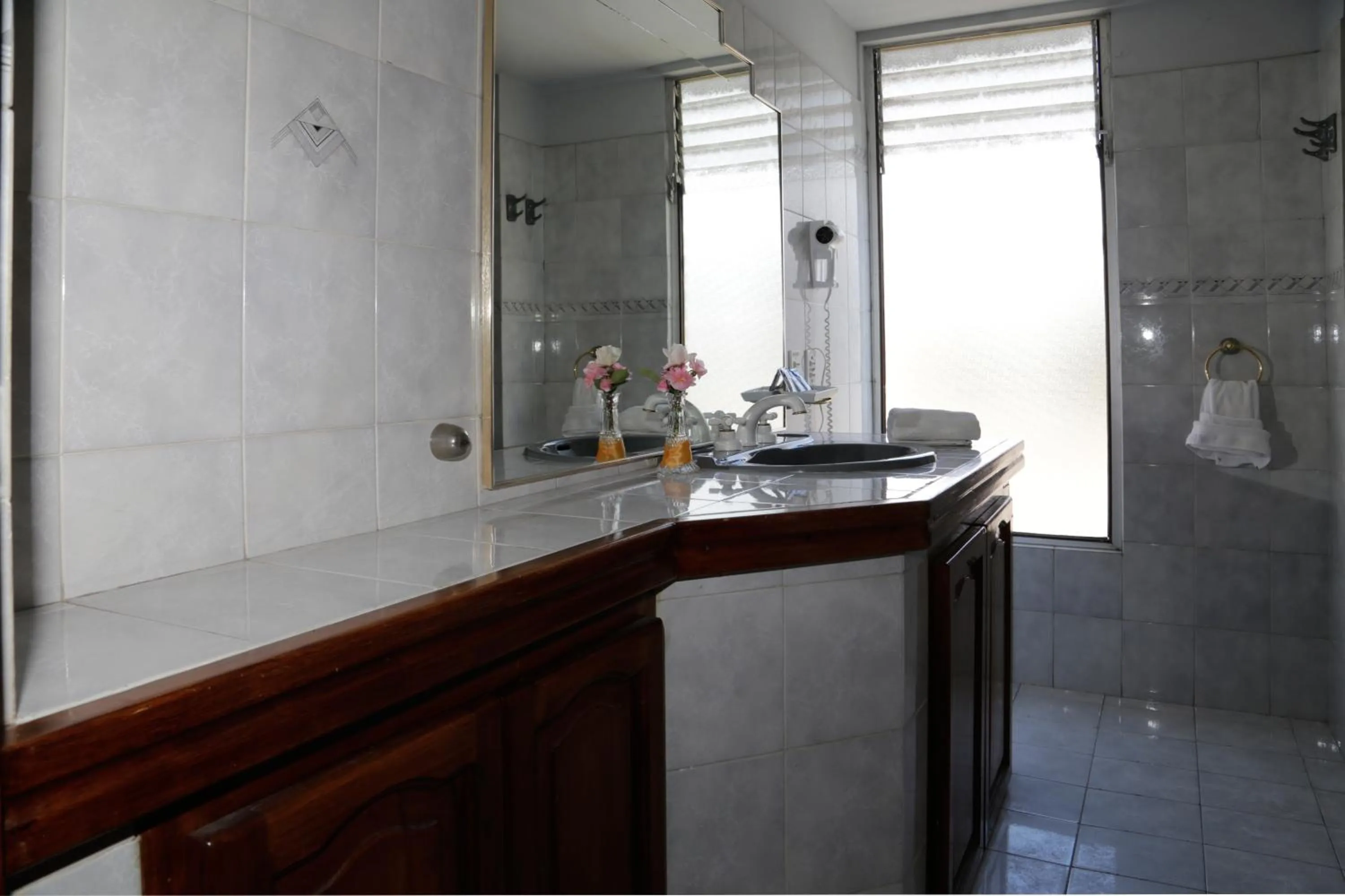 Bathroom in Alcalá Apart Hotel