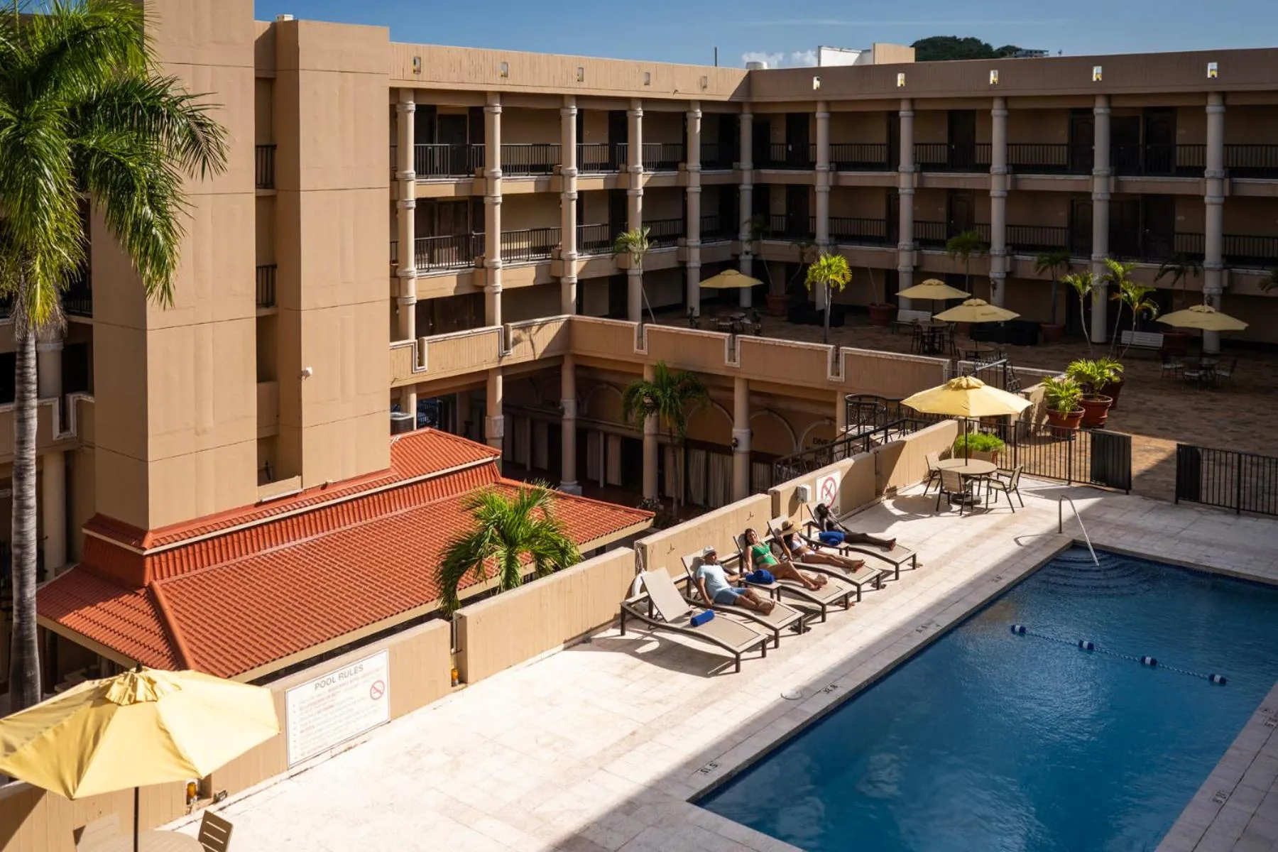 Inner courtyard view in Windward Passage Hotel