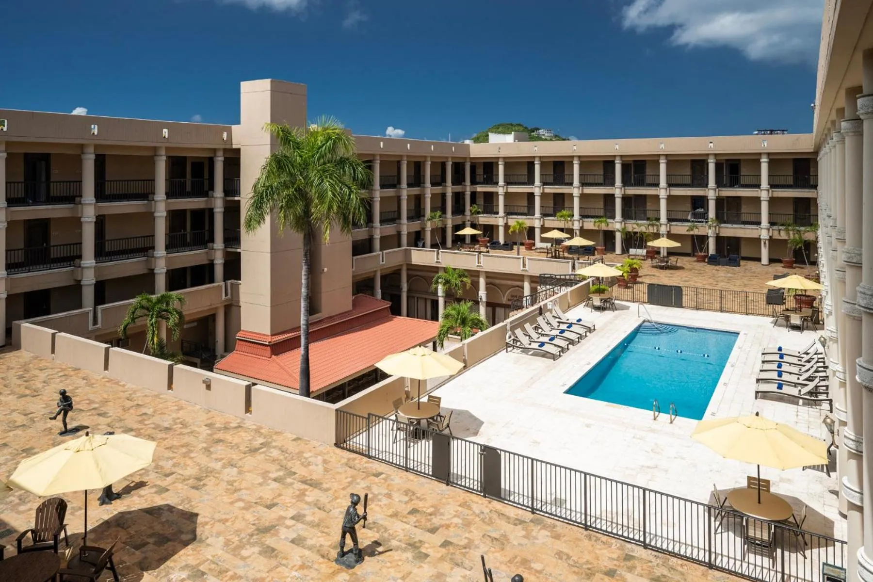 Inner courtyard view in Windward Passage Hotel