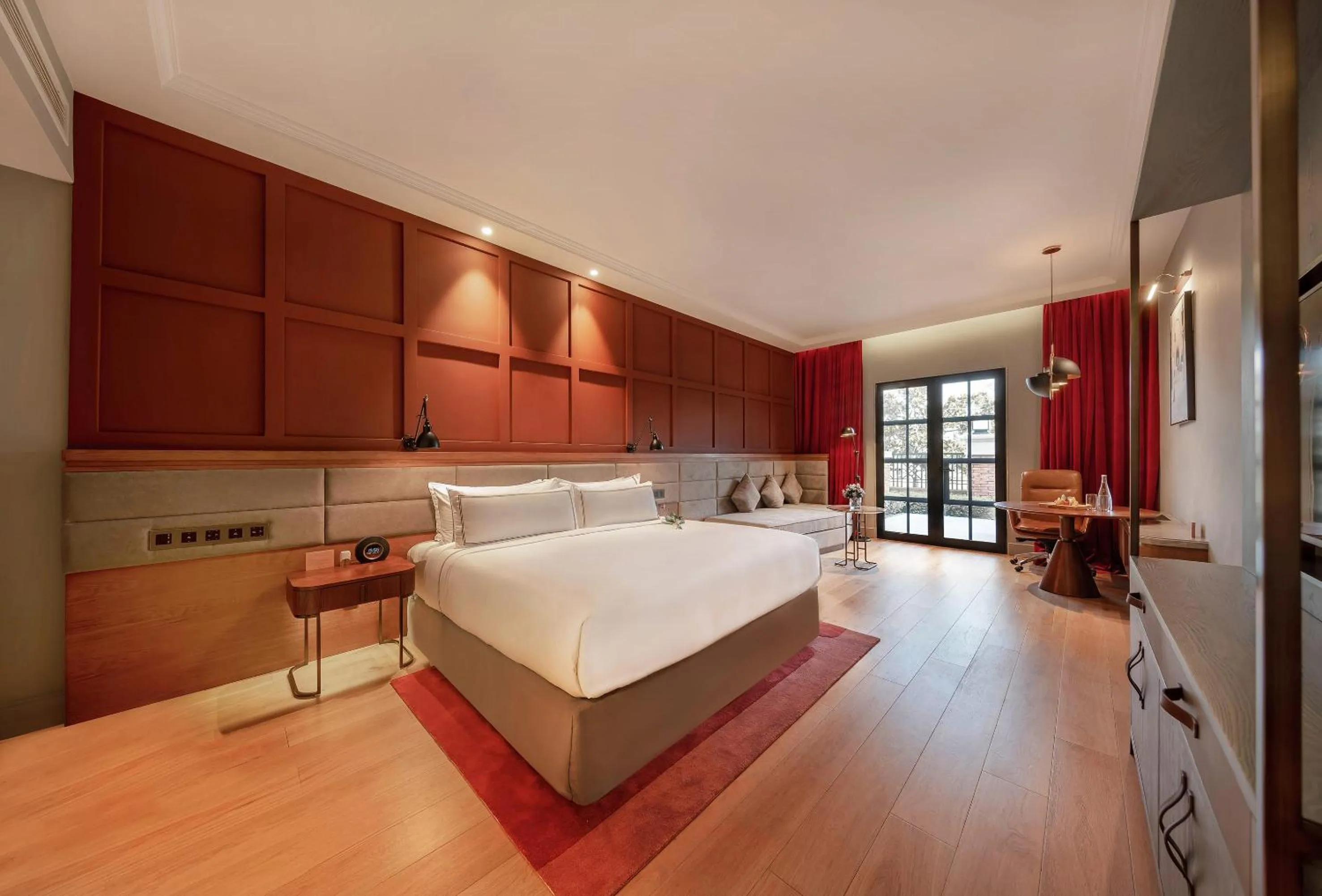 Property building, Bed in Meliá Shanghai Parkside